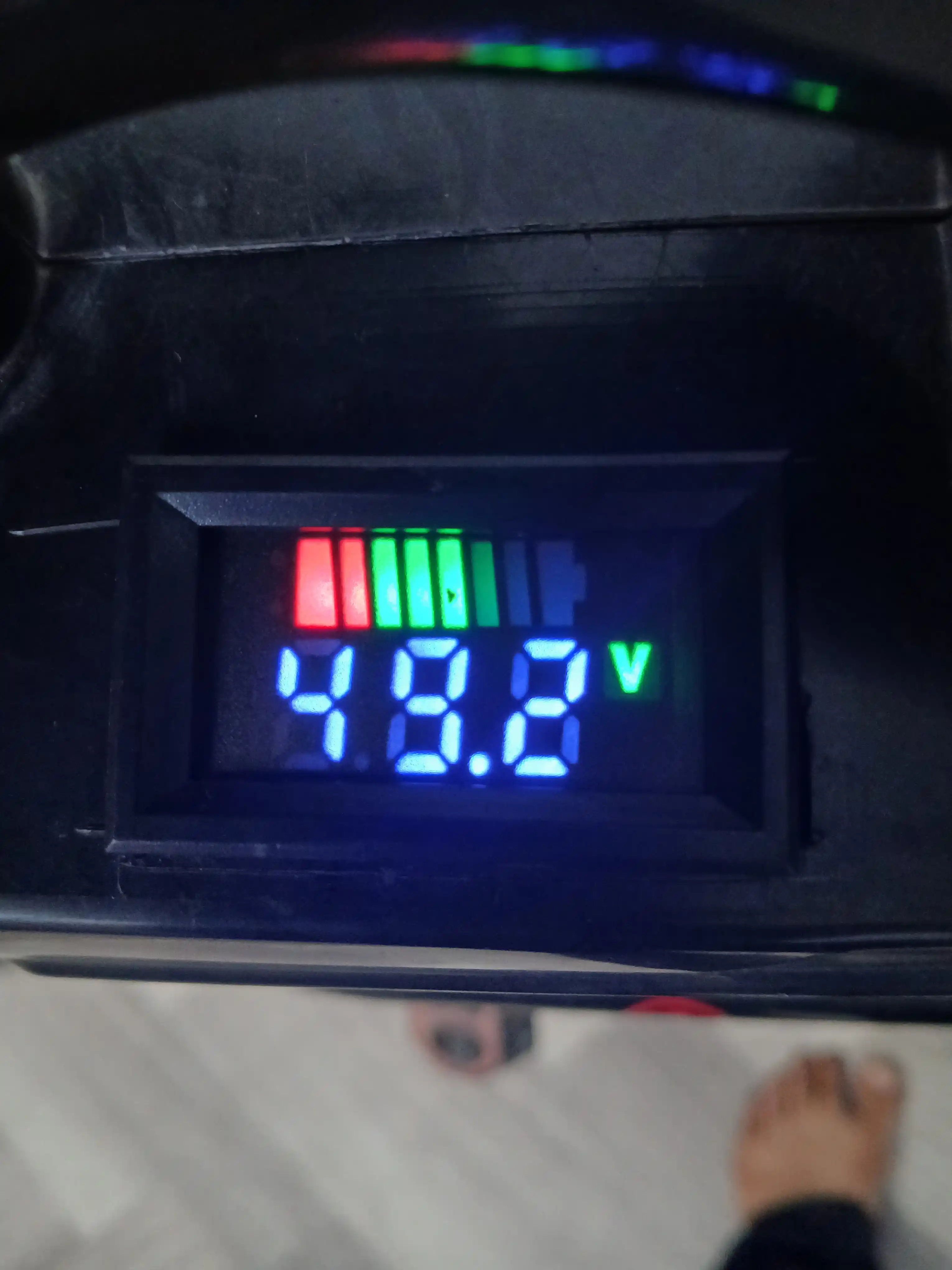 Universal voltmetr, zaryad darajasi ko'rsatkichi, DSN-VQ12, 5 dan 72 V gacha
