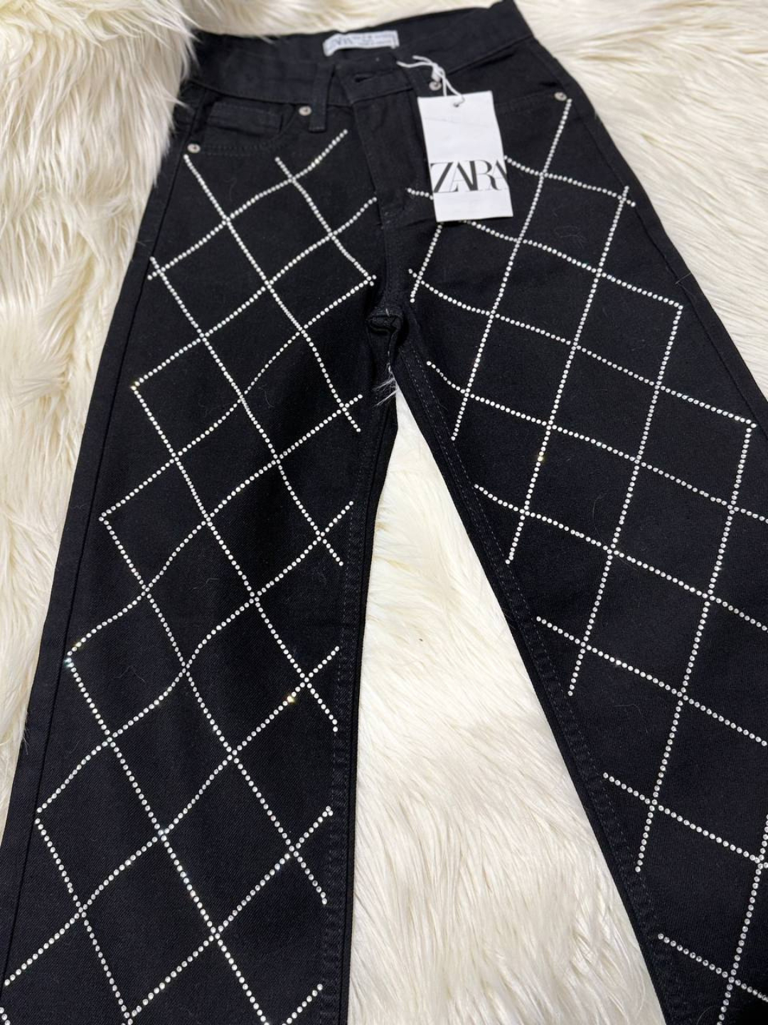 Qizil sochli seksi yalangoch