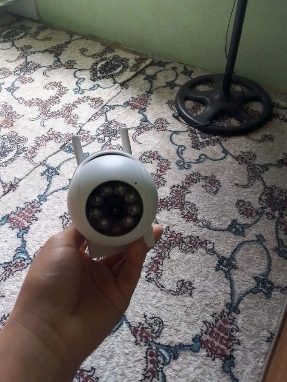Wi-Fi камера видеонаблюдения с ночным видением, поворотом 360, датчиком движения