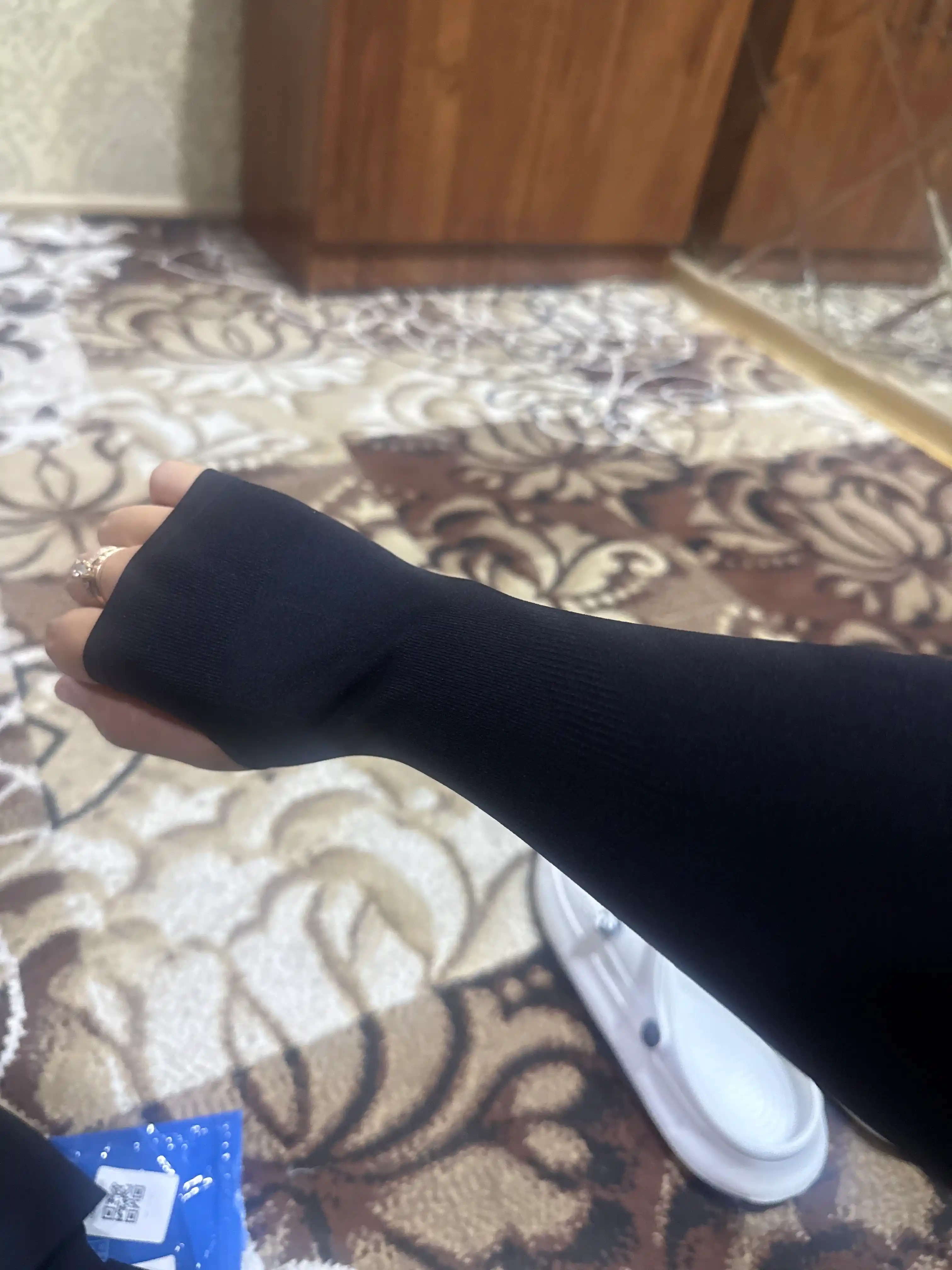 Quyoshdan himoyalovchi yenglar, fitnes uchun, uniseks