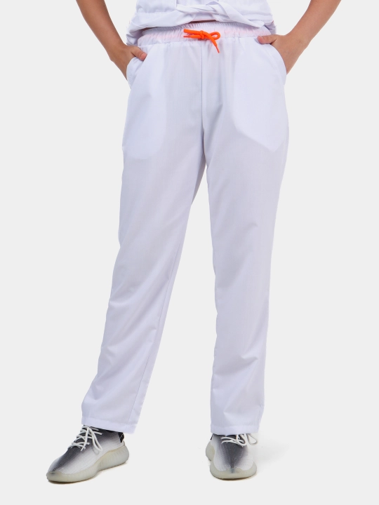 Ayollar tibbiy formasi, uniform, maxsus kiyim