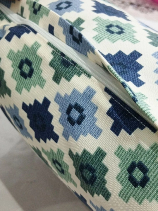 Dekorativ o‘rama, turk matosidan Duck, 40×40, 45×45 sm, yostiq jildi, chaqmoq bilan