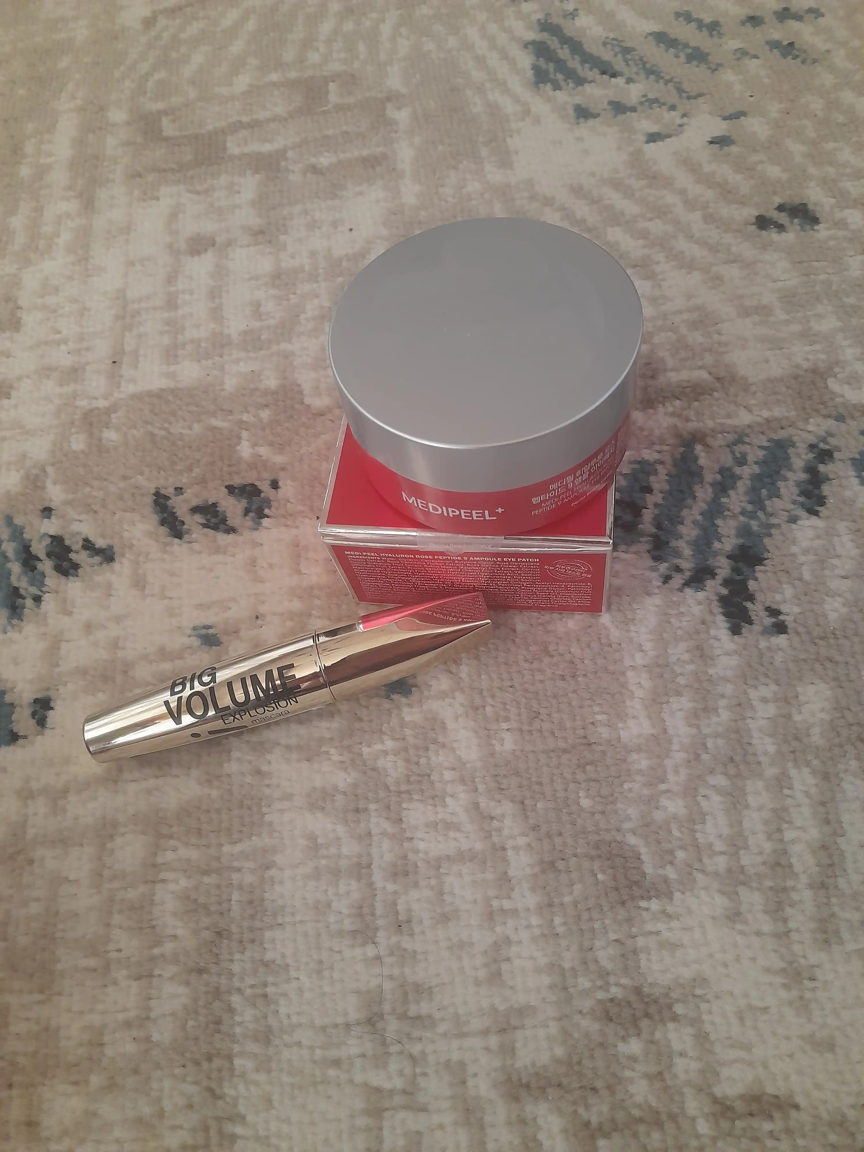 Ko'z uchun patchlar, MEDIPEEL+, Hyaluron Peptide 9, Aqua, Cica, Rose, Volume lifting, Dark benone, 60 dona