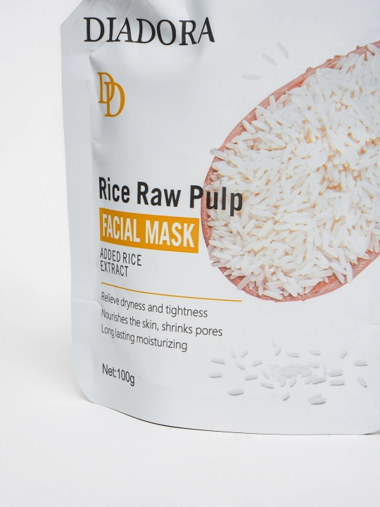 Bioaqua Rice Raw Pulp yuz niqobi, 100 g — namlovchi, oziqlantiruvchi va oqartiruvchi