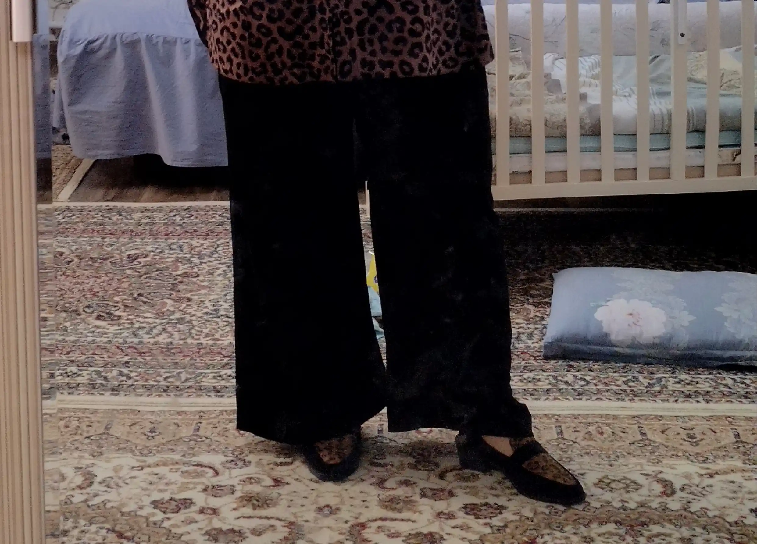 Ayollar loaferlari, zamsh