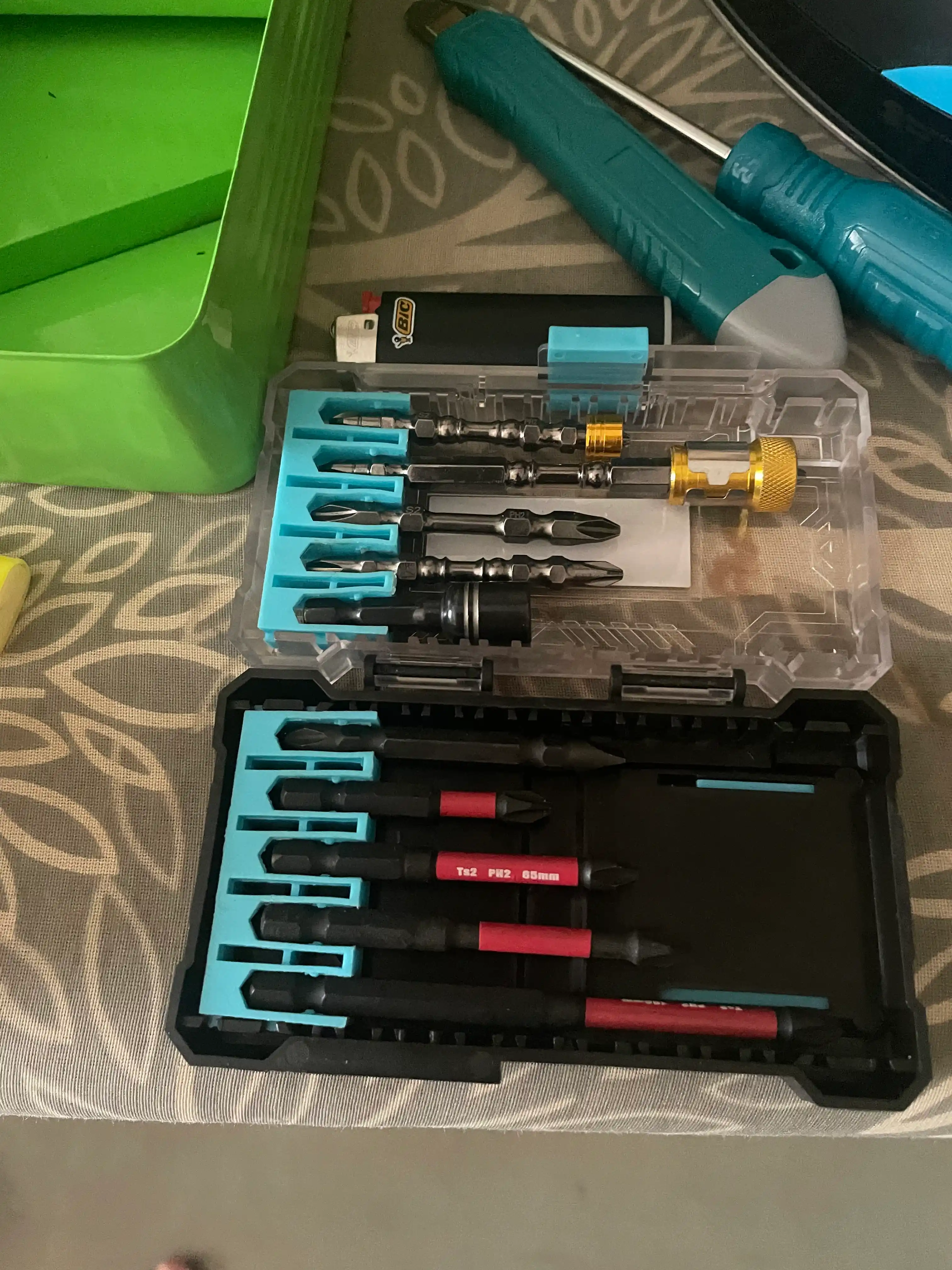 BIYOTI BYT-CD1015 PRO — uy va qurilish uchun kuchli zarbali shurup buragich