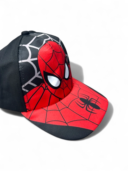 Kepka- spiderman, elza, makvin- yosh bolalar uchun