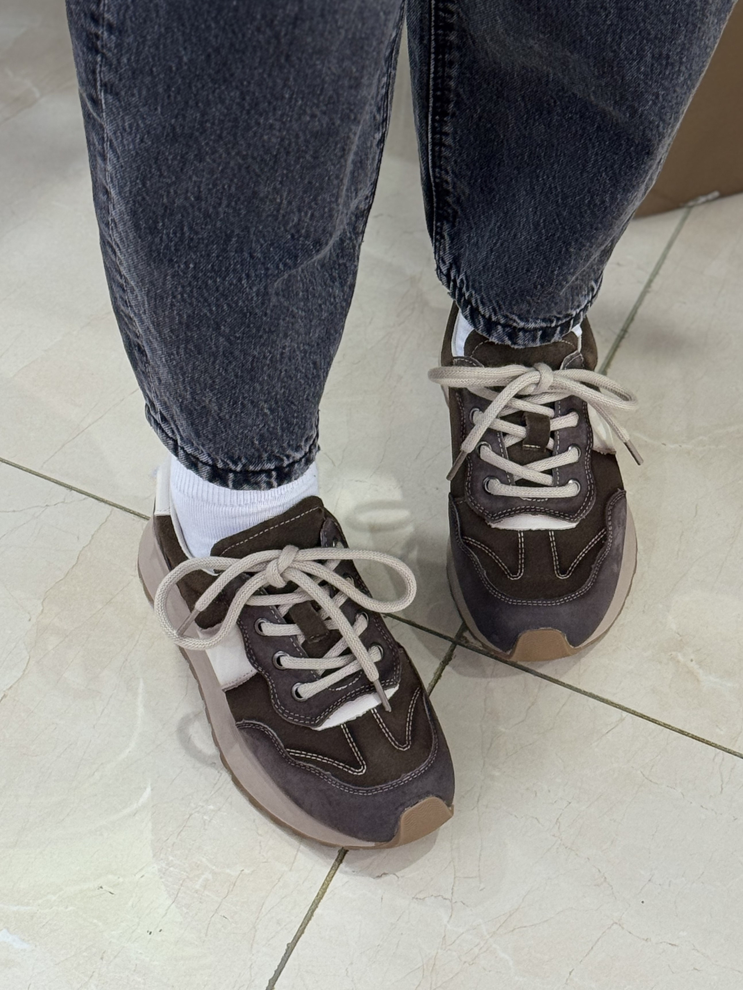 Mushukni yalagan porno filmlarni onlayn tomosha qiling Portlash paytida jagning rentgenogrammasi