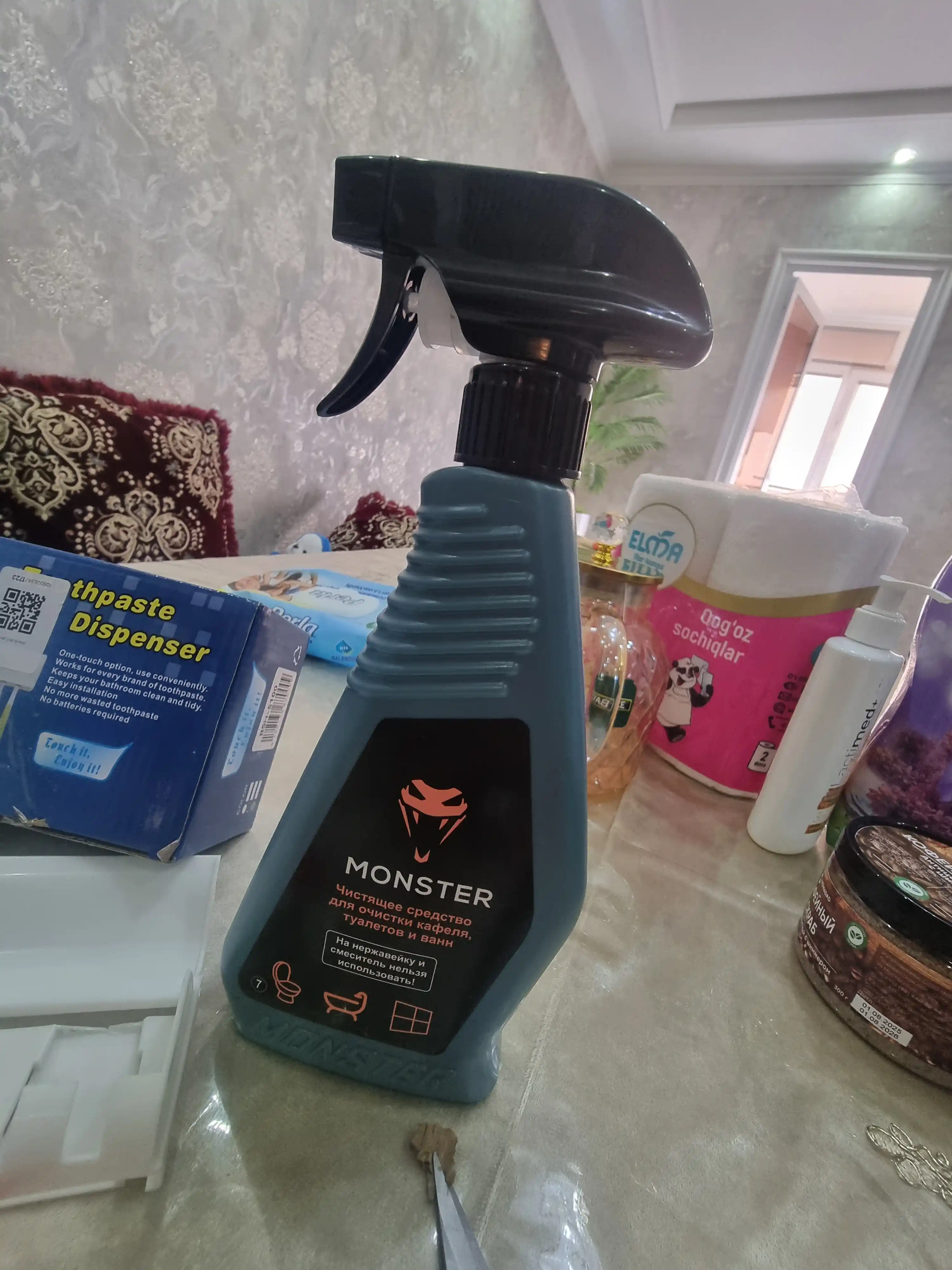 Kafel, unitaz va vannani tozalash uchun Monster 3tasi 1da tozalash vositasi, 450 ml