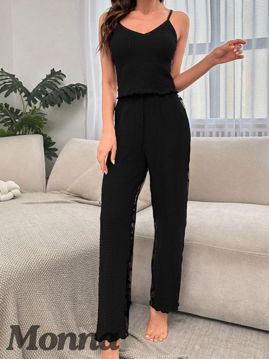 Pijama, ayollar kiyimi, uy kiyimi