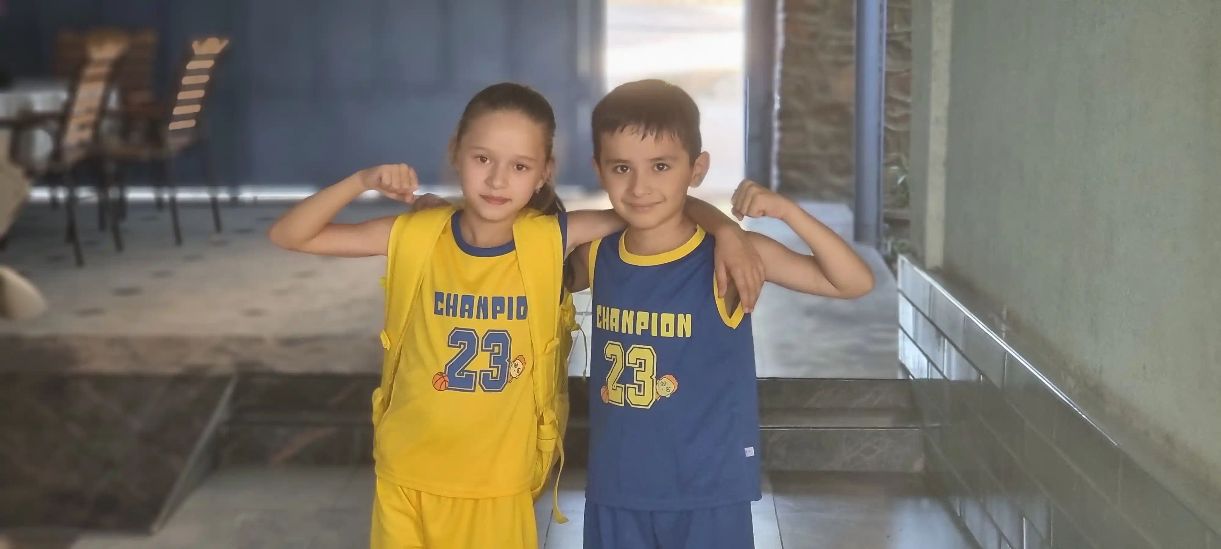Bolalar sport to`plami, mayka + shortik, "Champion 23"