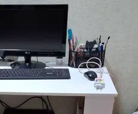 Ofis jihozlari, qog'ozlar uchun, ish stoli, metall, tagkursi organayzer 