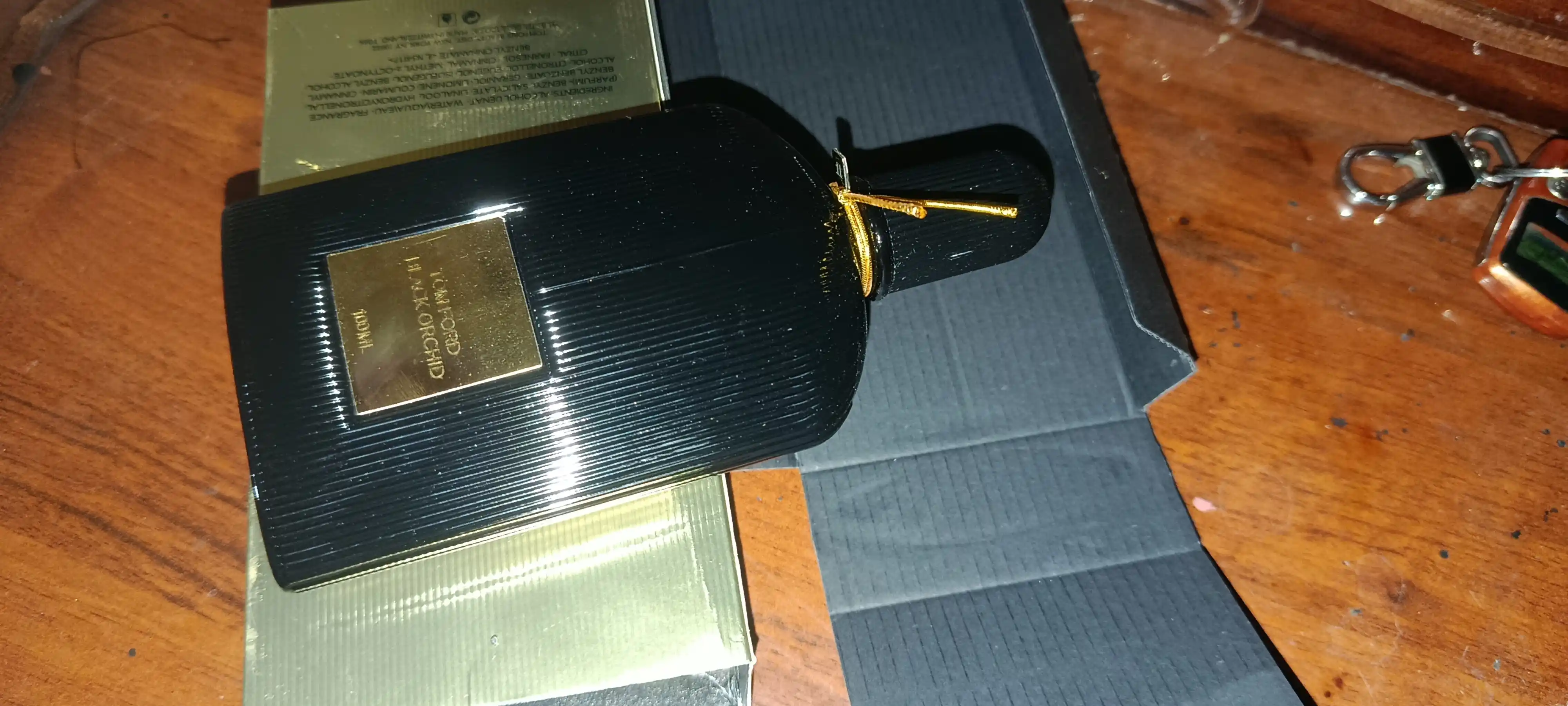 Atirlar erkaklar uchun Tom Ford Black Orchid