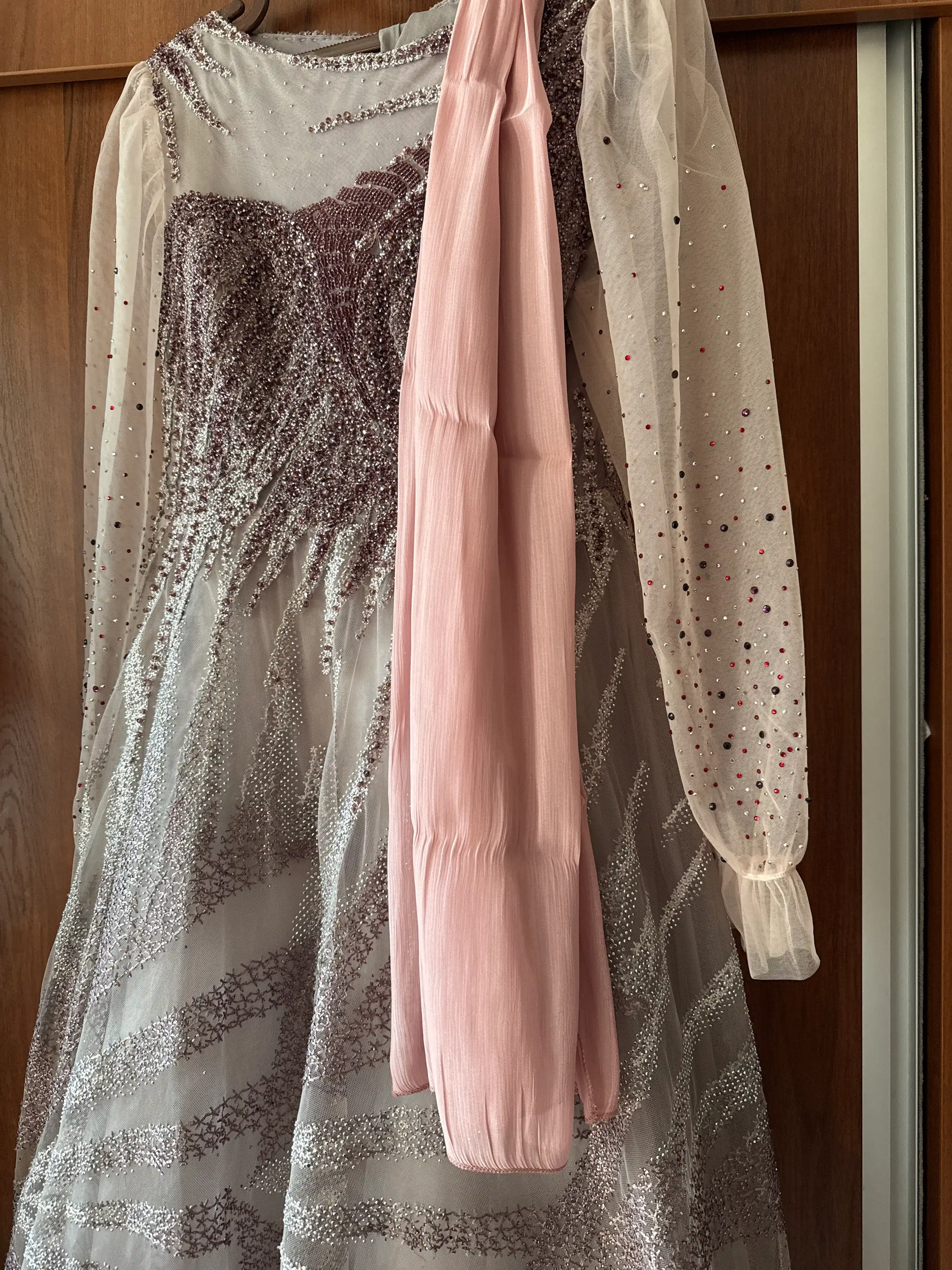 Organza sharf, ayollar ro‘molchasi, hijob