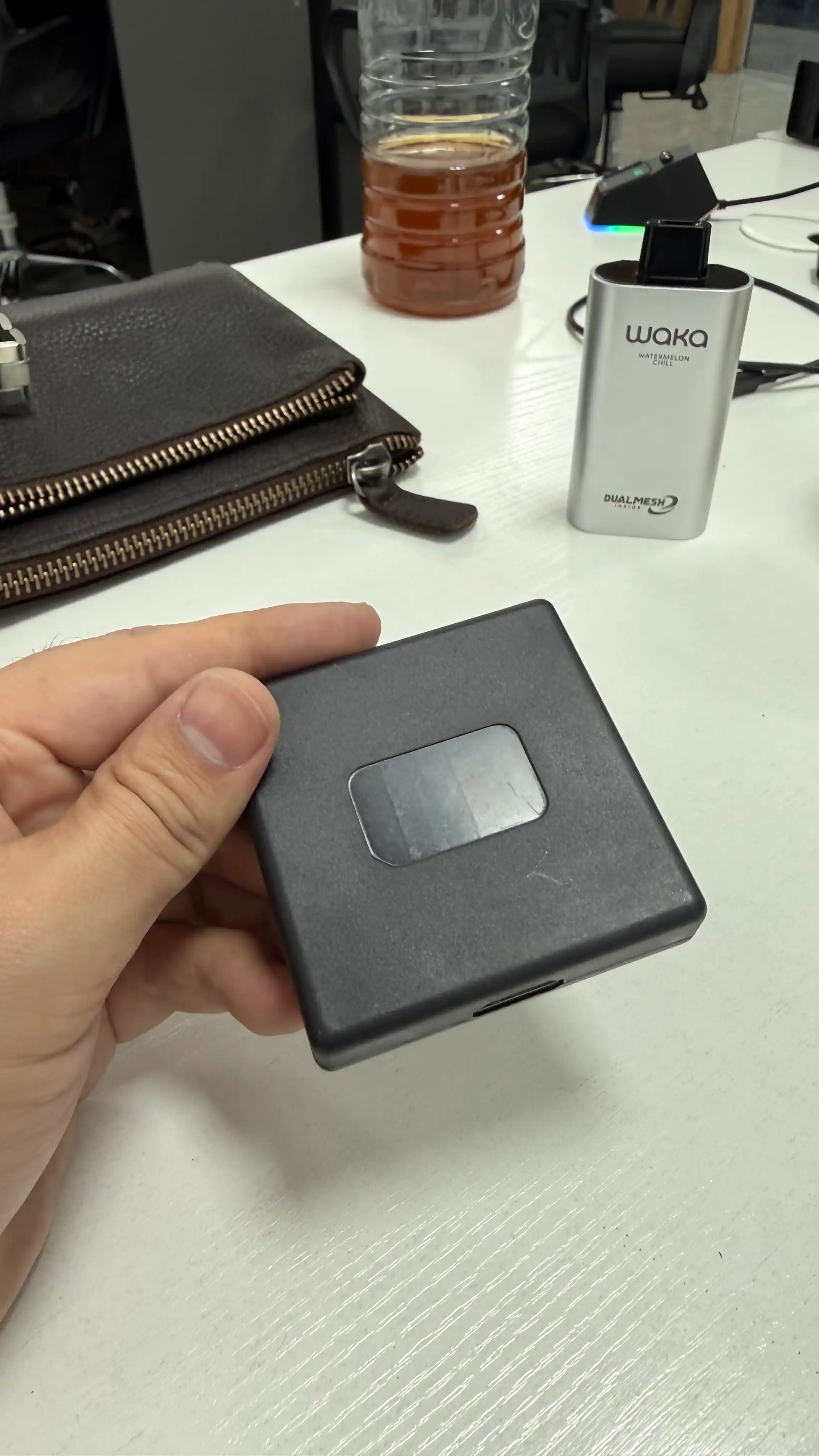 Переключатель свитч с 3-х HDMI на 1 монитор, кнопка
