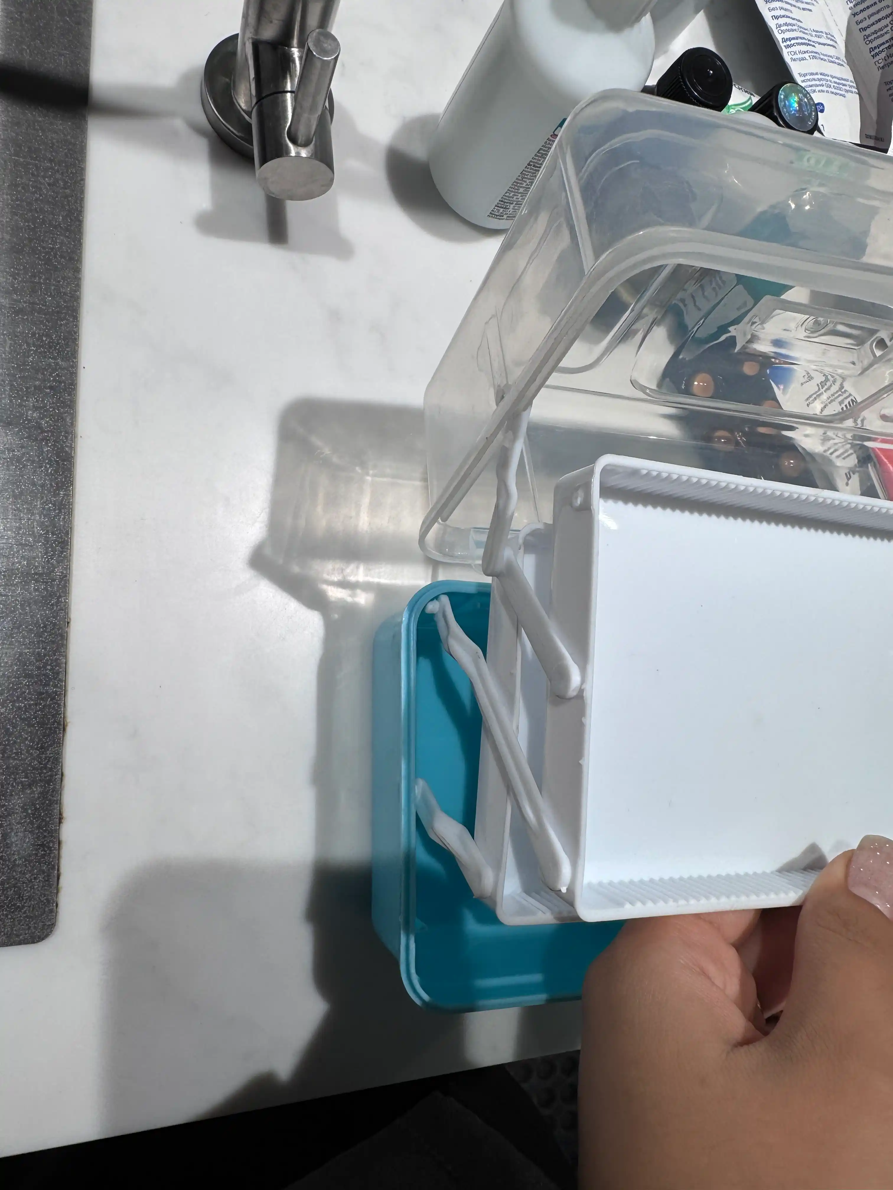 Yo‘l aptechkasi, dori-darmonlarni saqlash uchun organayzer, uy aptechkasi