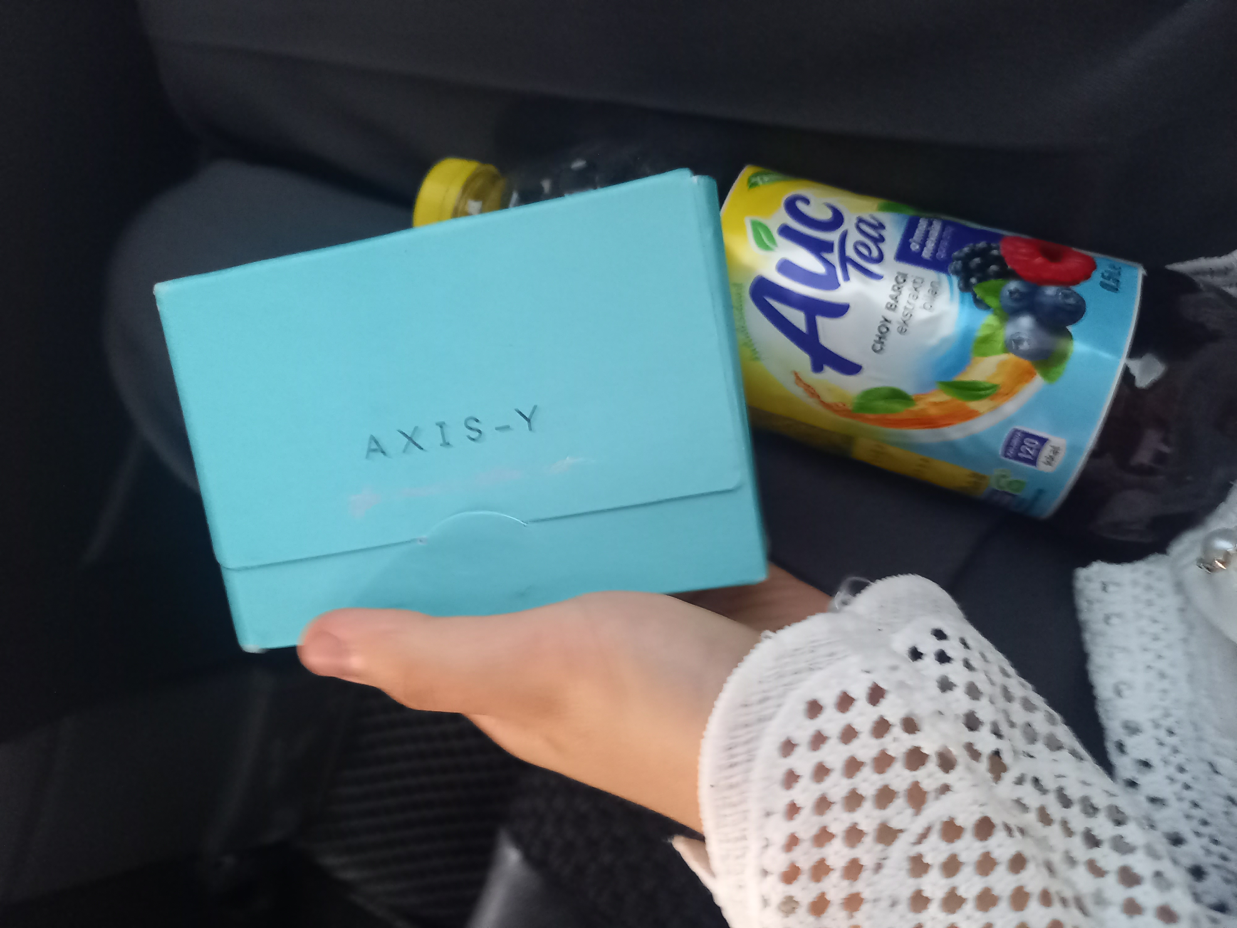 Toza, yorqin va sog'lom yuz terisi uchun mini to'plam Axis-Y Mini Glow Set