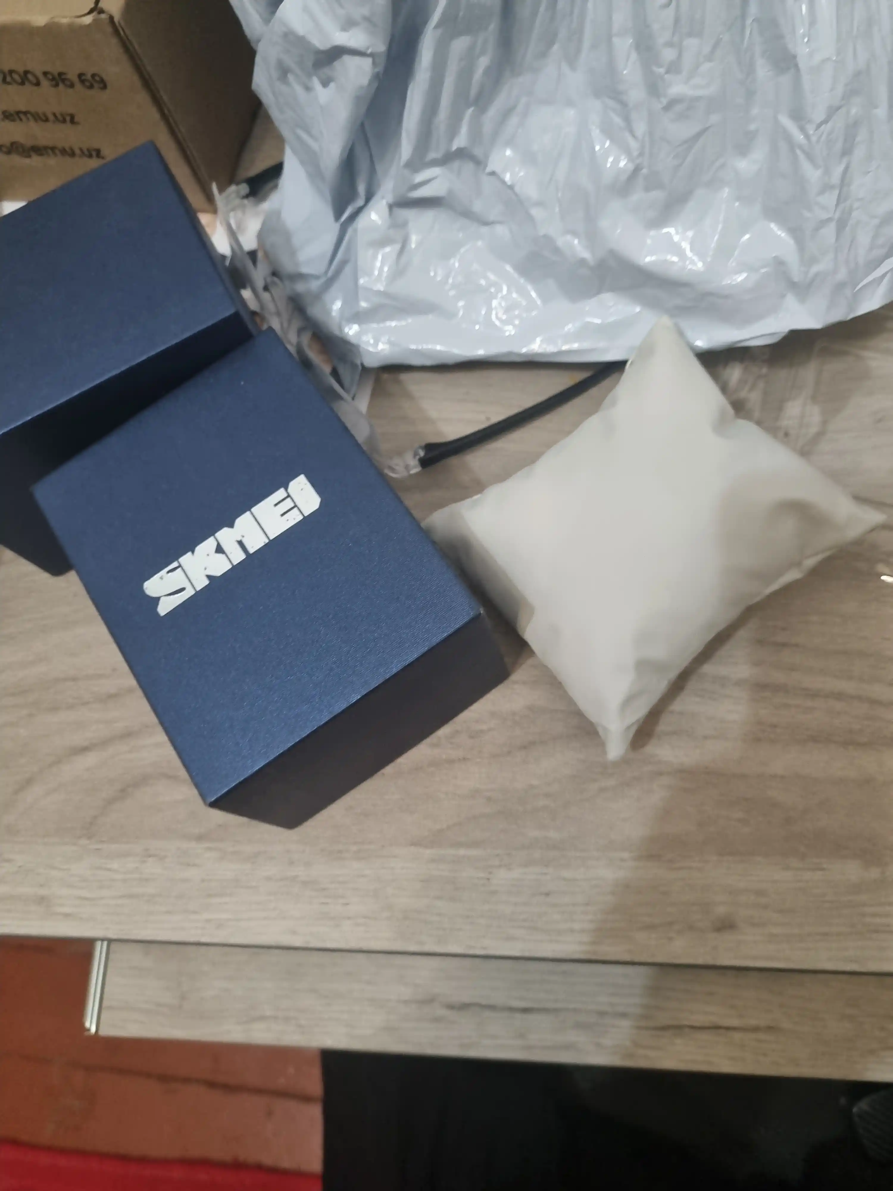 Erkaklar uchun qo'l soati, kvarts, erkak uchun sovg'a