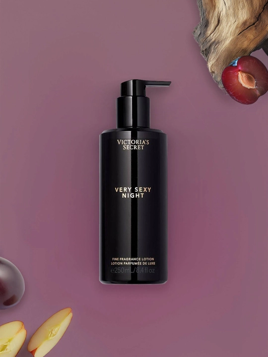 Victoria's secret parfyumlangan tana losyoni, 250 ml
