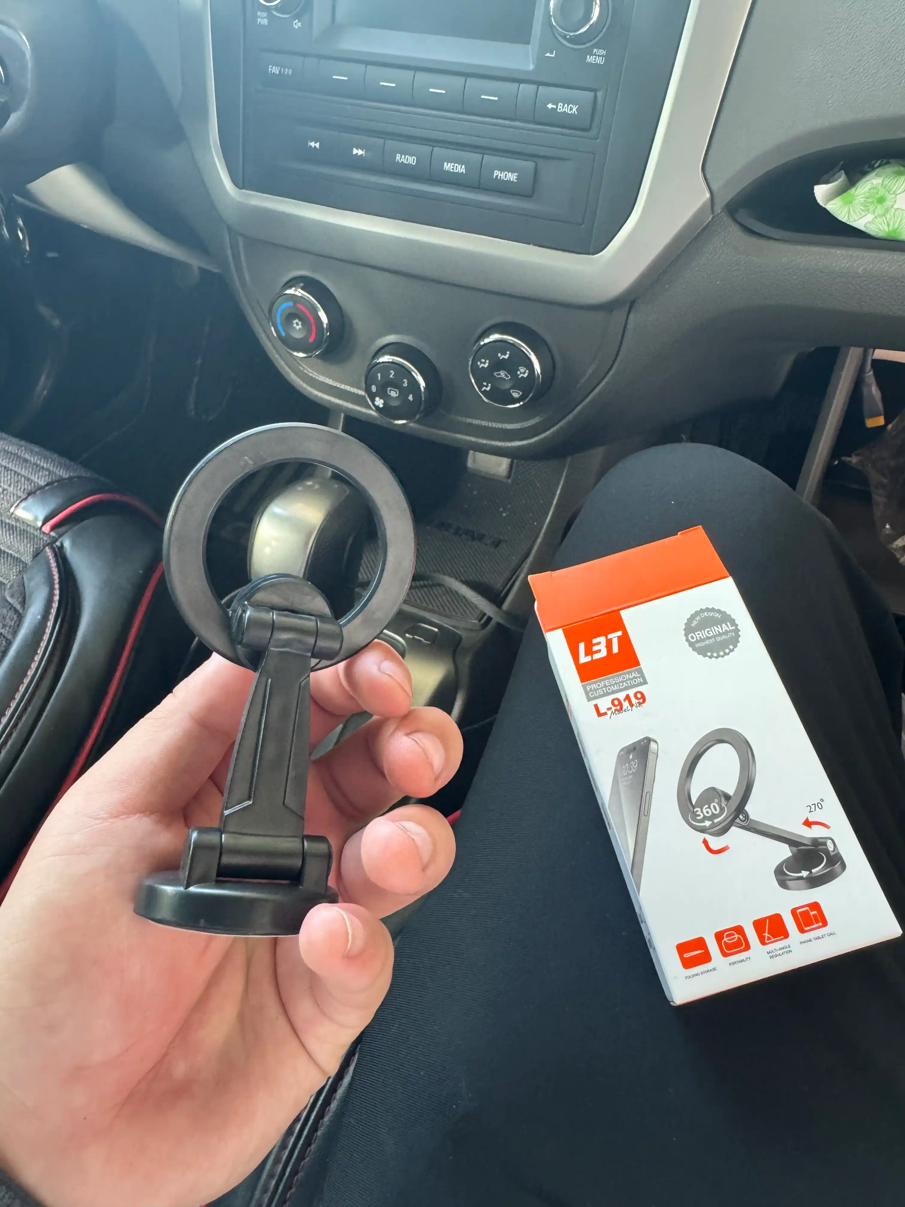 360° aylanuvchi avtomobil uchun telefon ushlagich – magnitli, qora