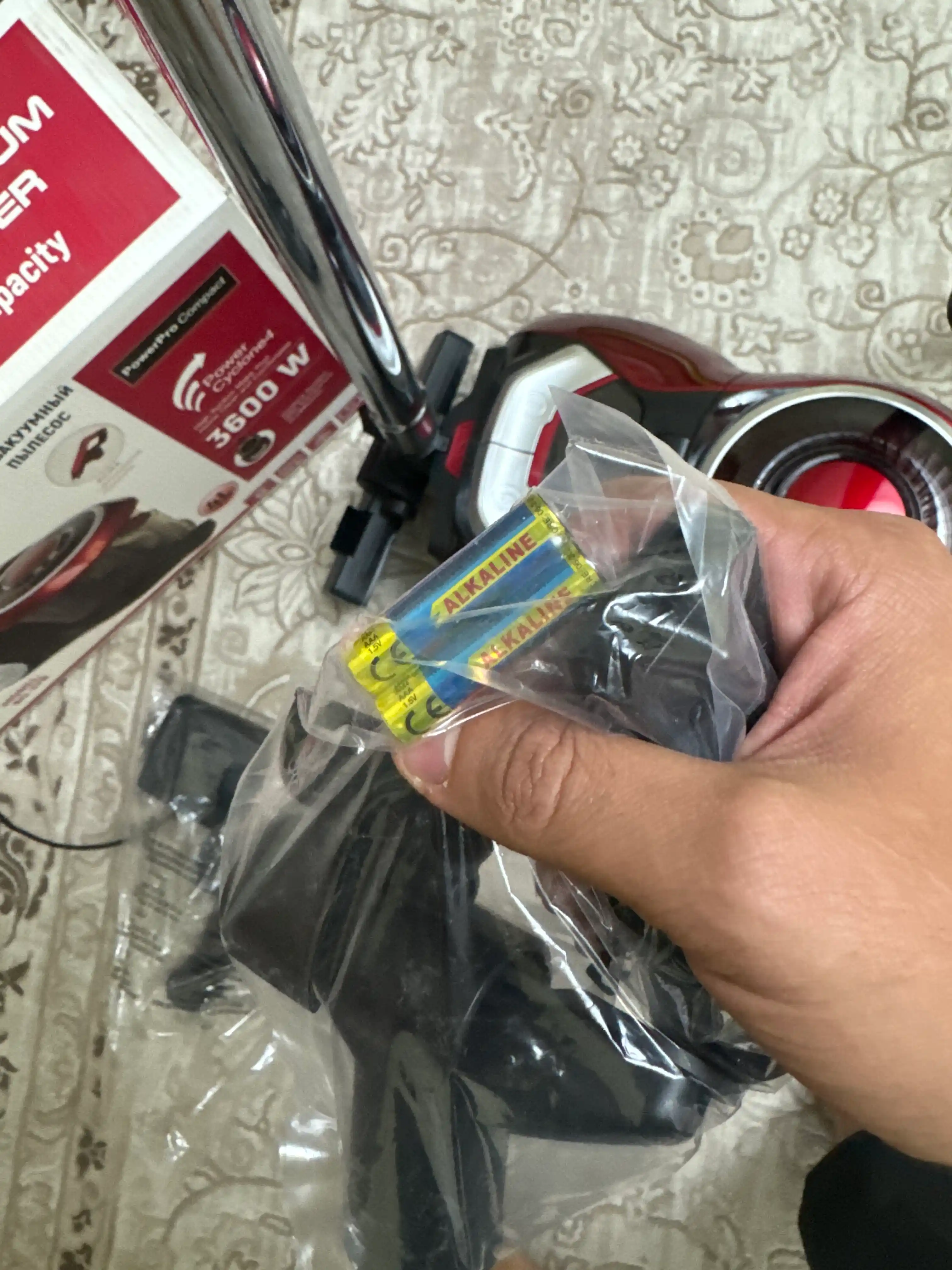 Пылесос LG мощный 3600W, инновационный циклонный, телескопической трубой, HEPA фильтр
