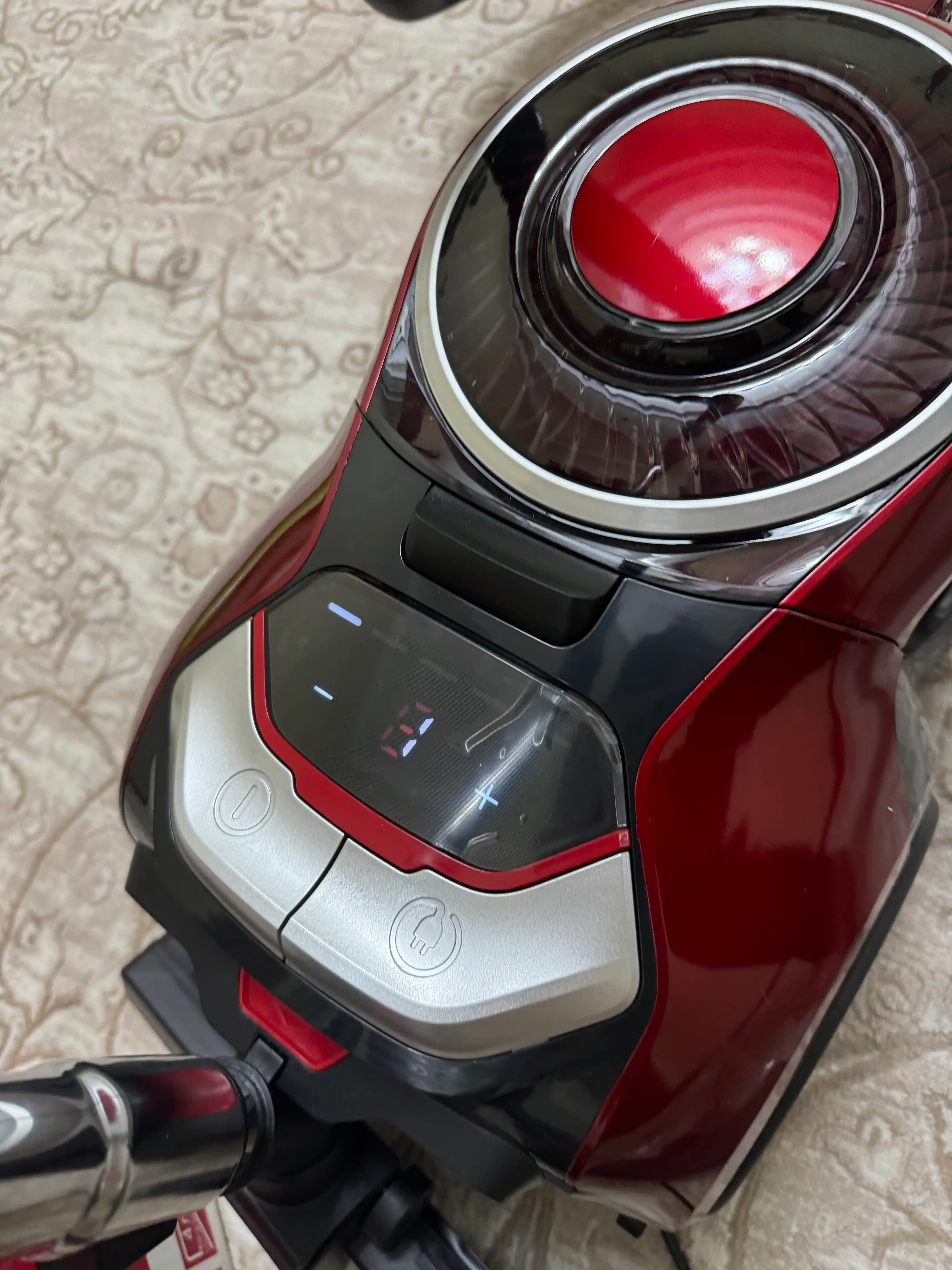 Пылесос LG мощный 3600W, инновационный циклонный, телескопической трубой, HEPA фильтр