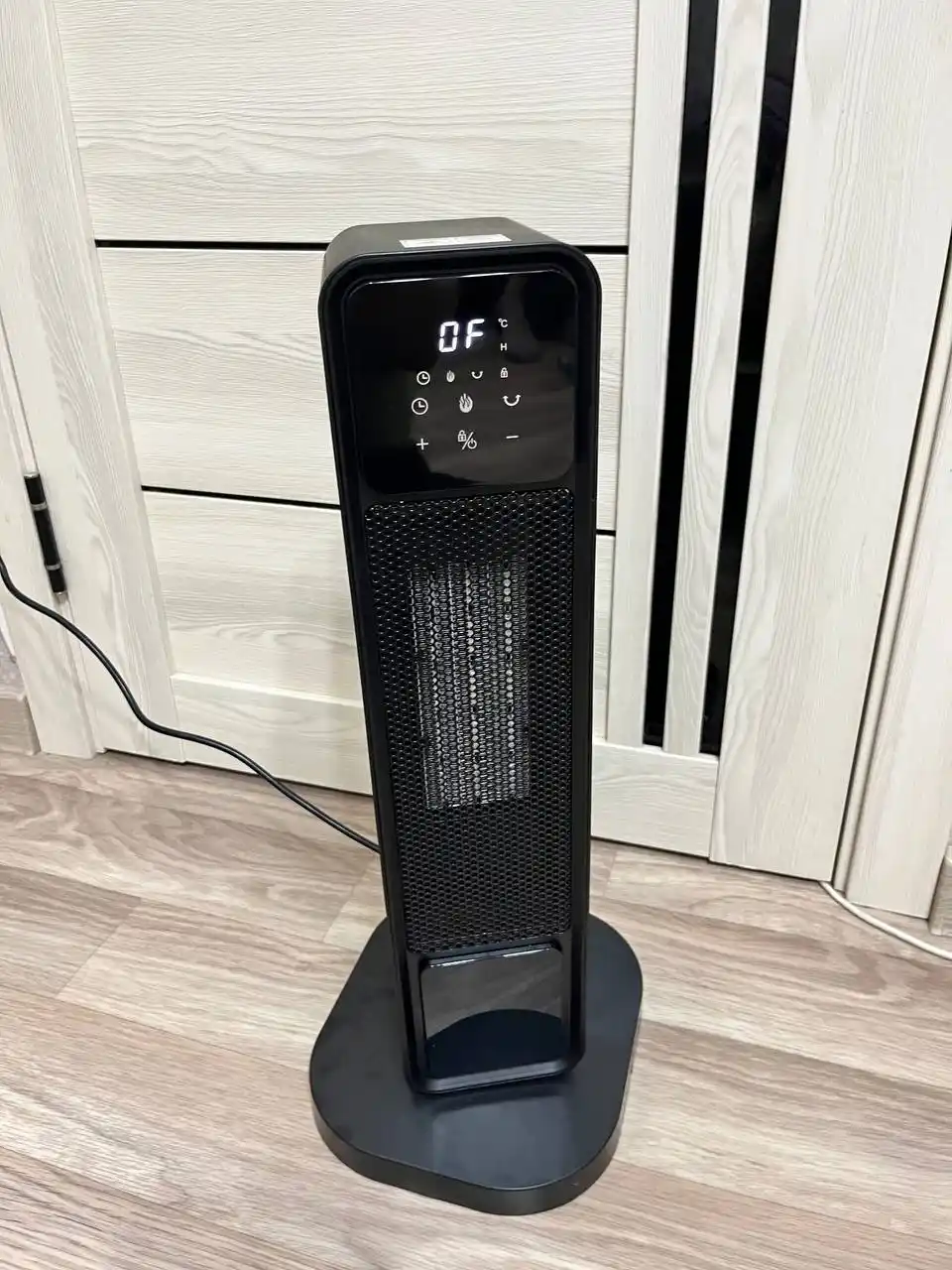 Обогреватель, тепловентилятор с камином Warm AIR , 15-45°C , таймер, автоповорот, 2200 Вт