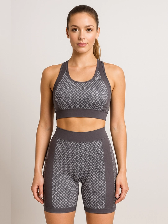 Ayollar sport komplekti, top va shortlar fitnes va yoga uchun, nafas oluvchi mato