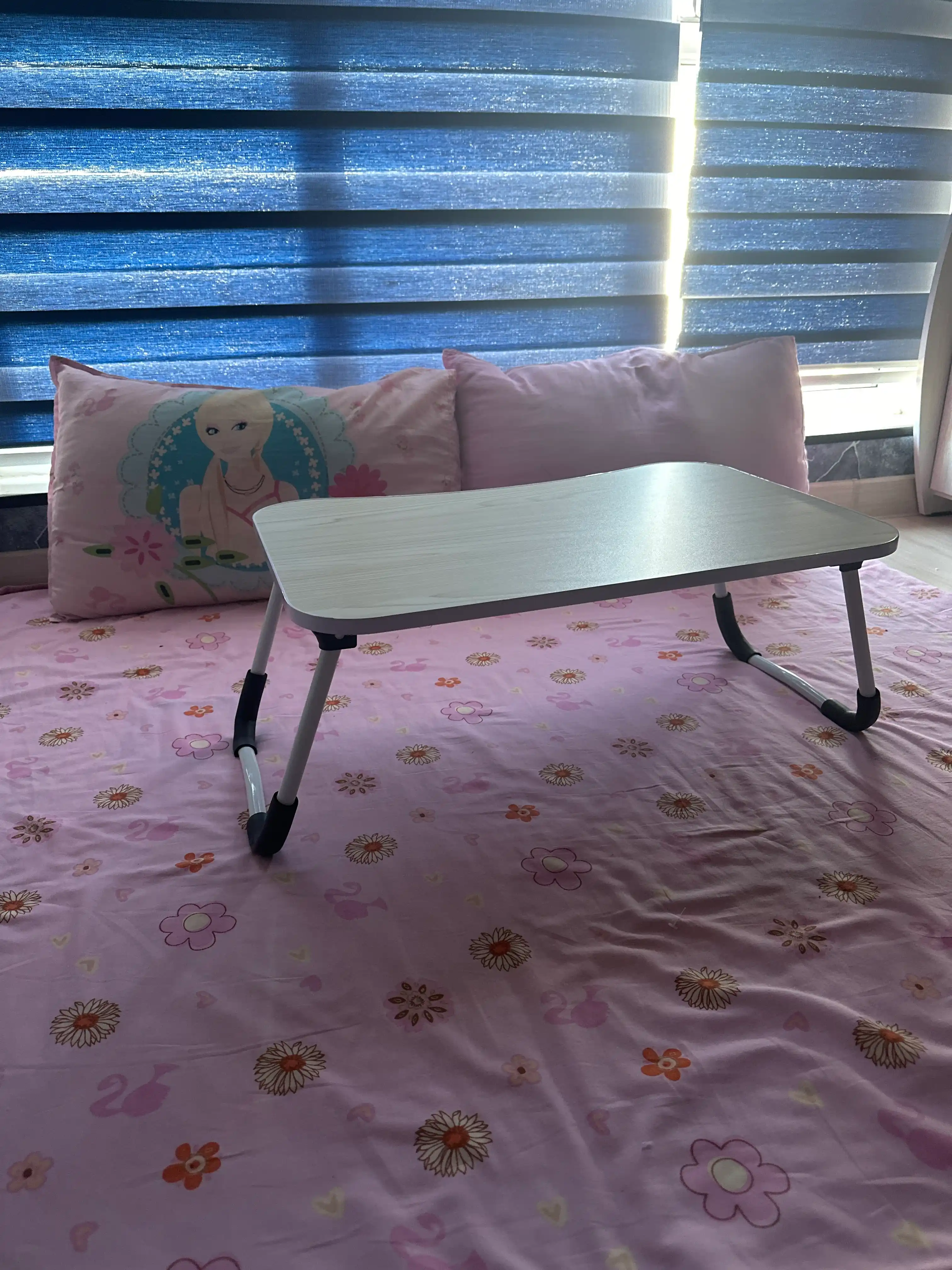 Yeg'iladigan stol, mini stol, razmer 60 * 40 * 2.8 sm