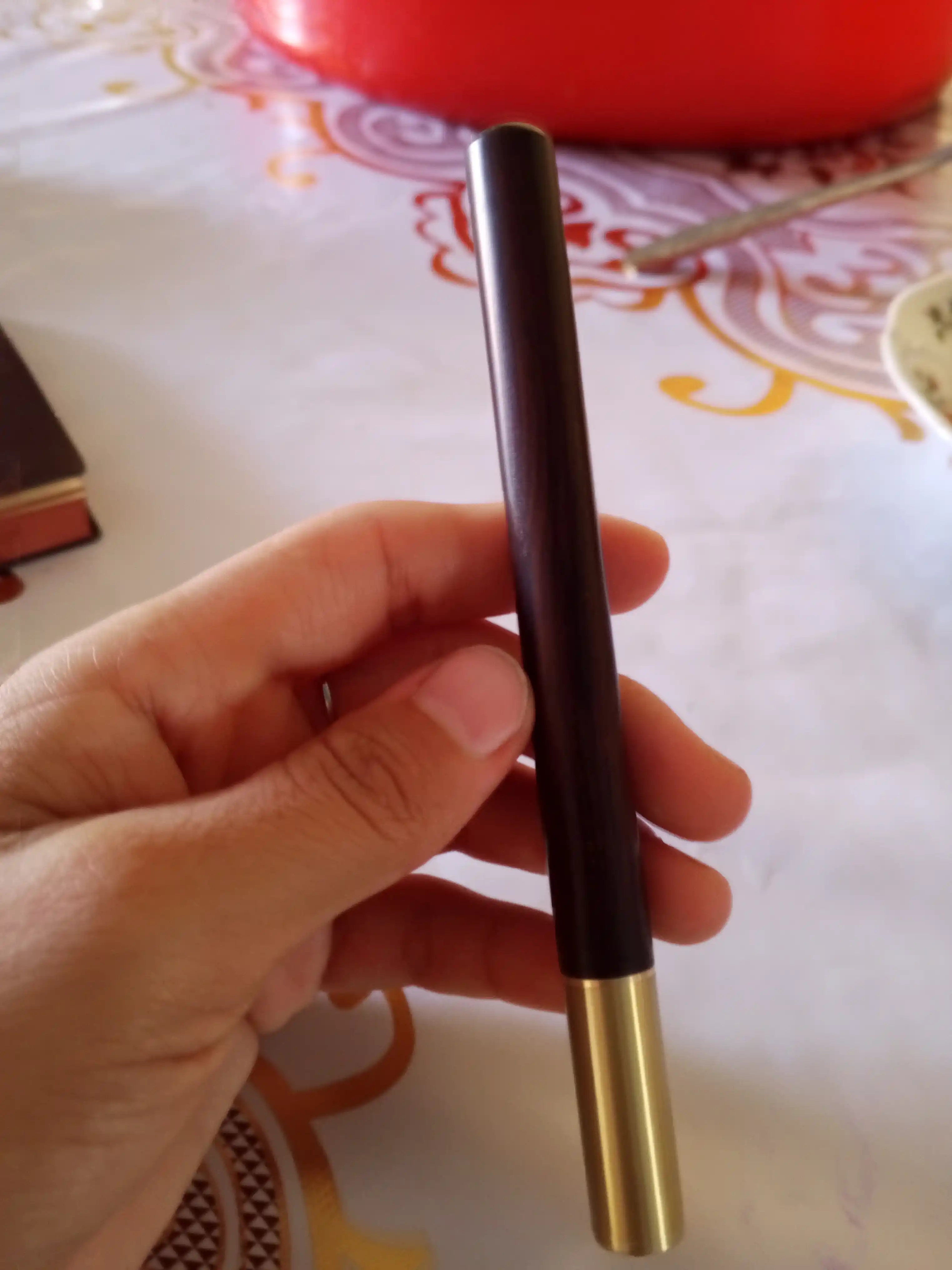 Qimmatbaho yog‘ochdan tayyorlangan yuqori sifatli yog‘och dasta