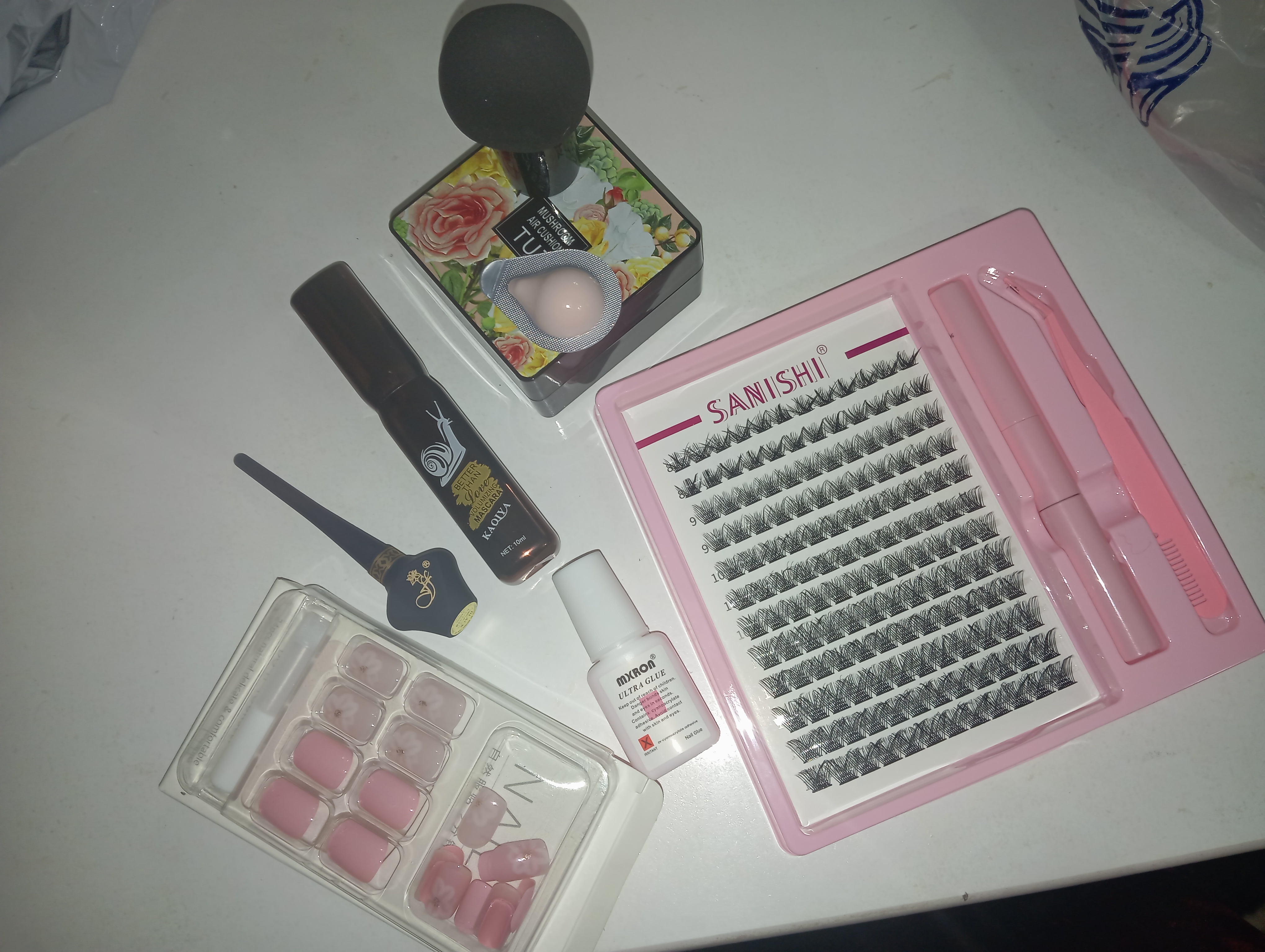 Tonal BB krem kushon TUZ Mushroom Air Cushion, yuz uchun, upa, namlovchi, 12 g
