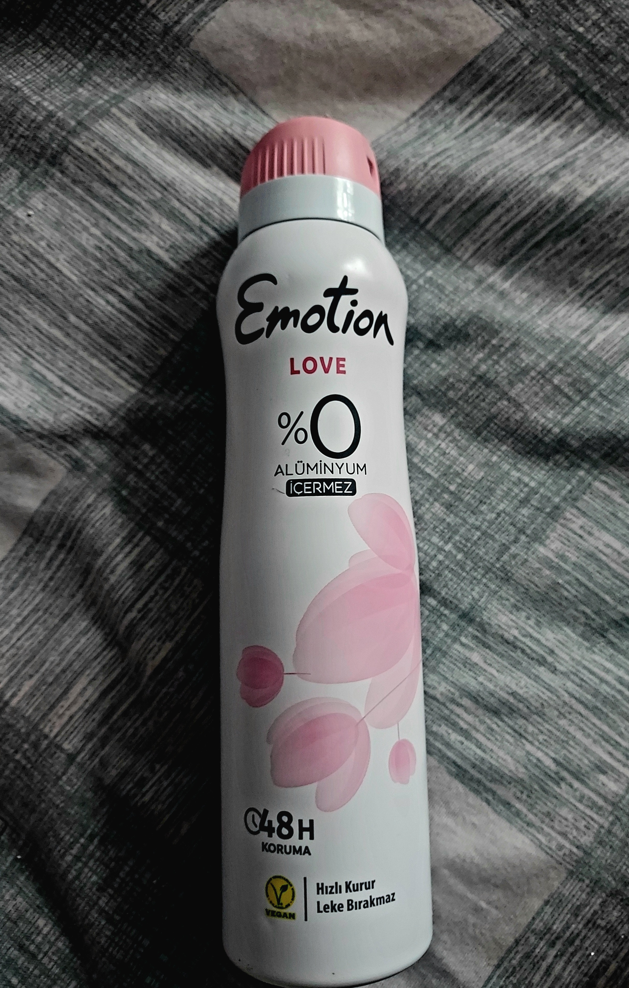 Дезодорант-спрей Emotion Love, 150 мл