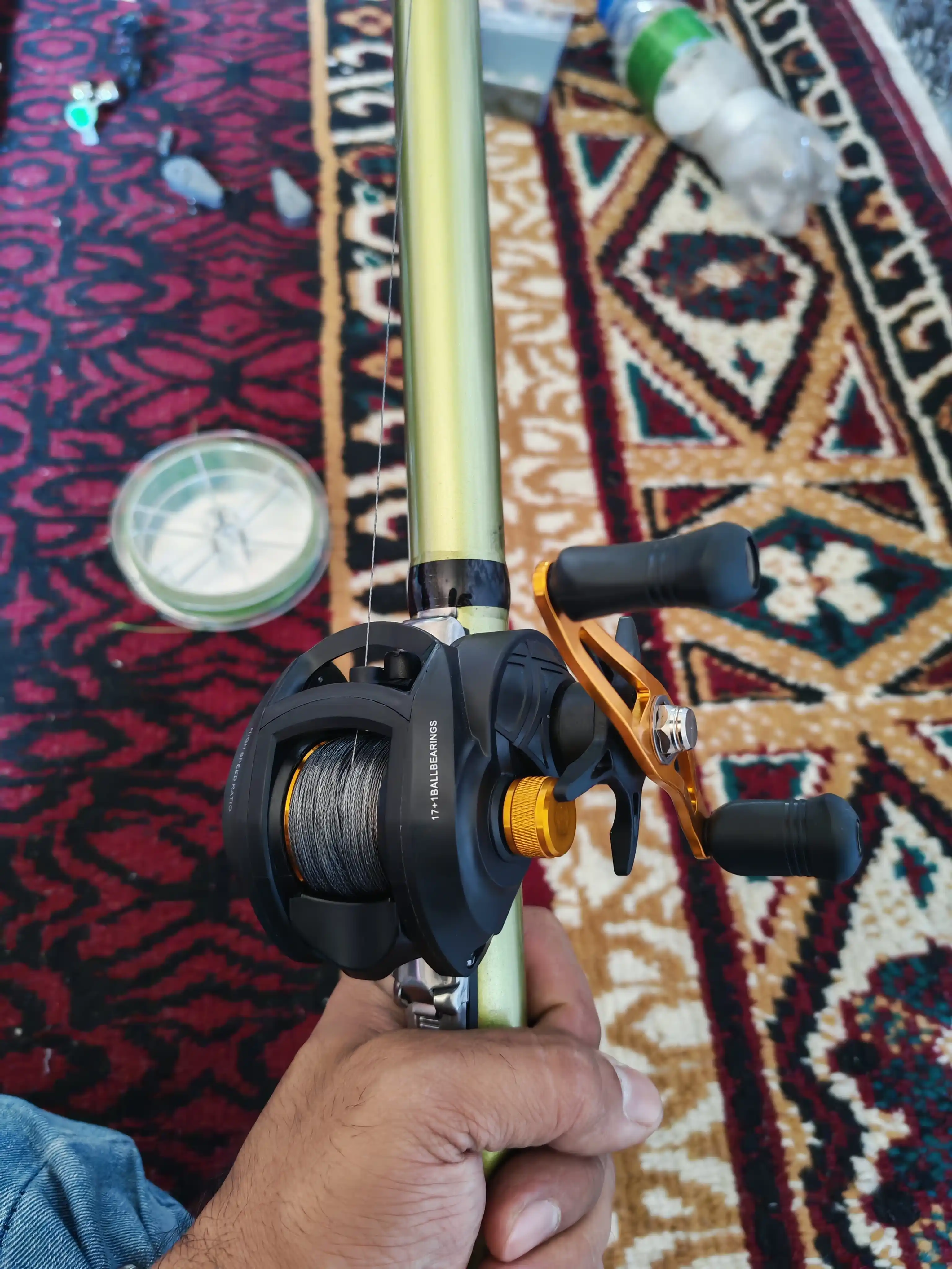 Baliq ovlash, yigiruv, oziqlantiruvchi, multiplikator uchun baliq ovlash makarasi