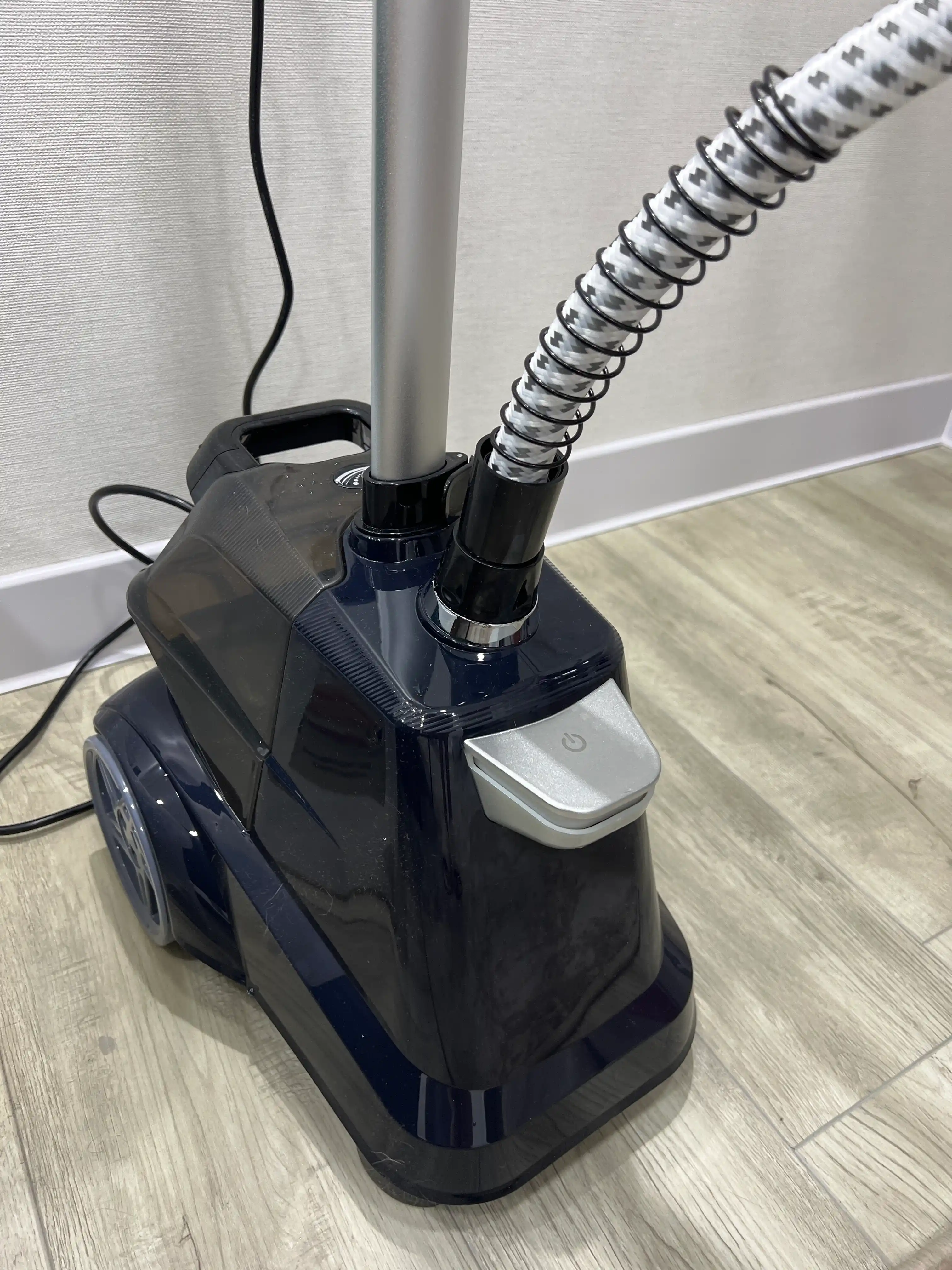 Профессиональный отпариватель для одежды Garment Steamer X3, 2200 Вт , 3л
