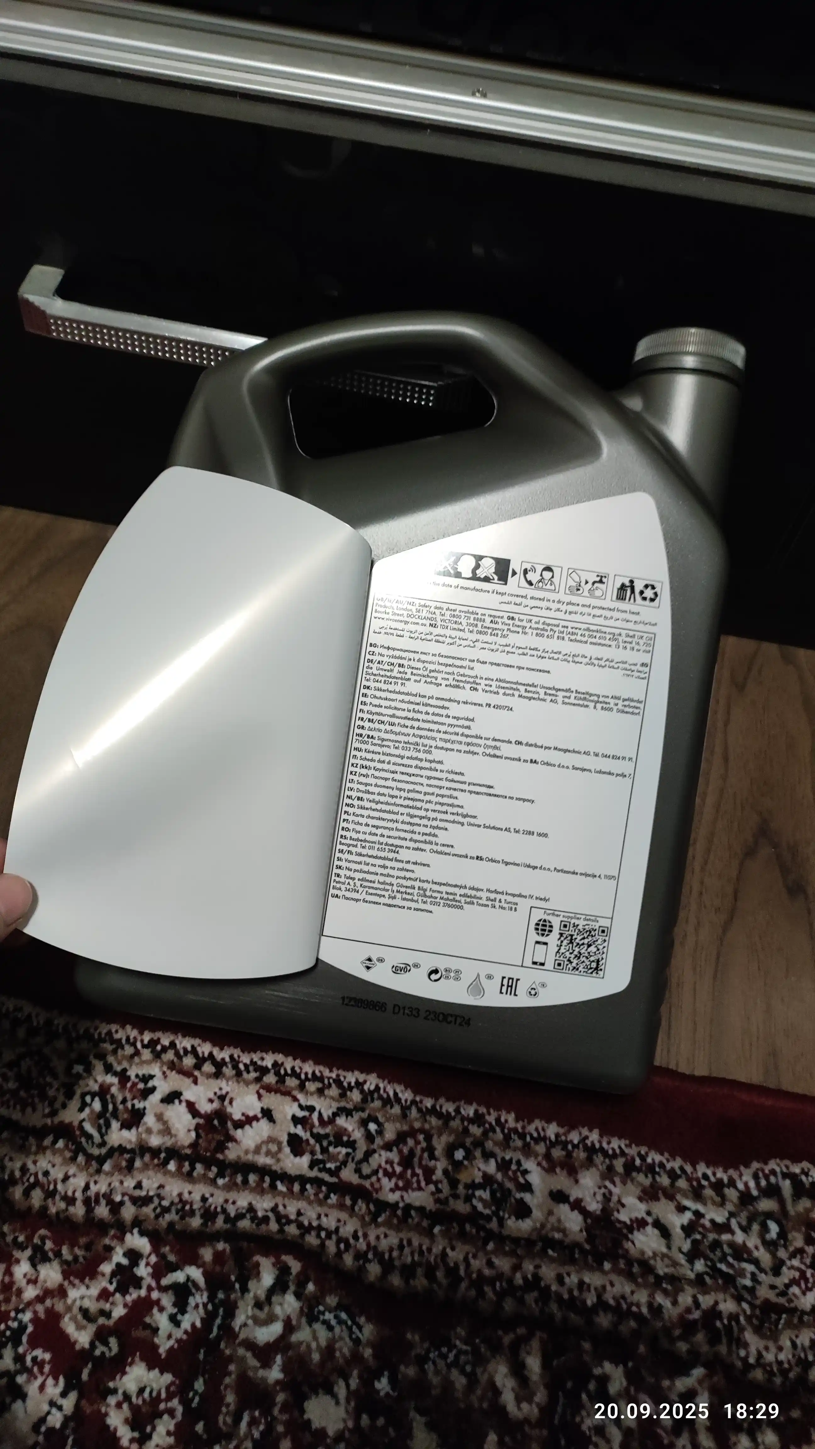 Moy Shell Helix Ultra Professional AG 5W-30, 4 litr