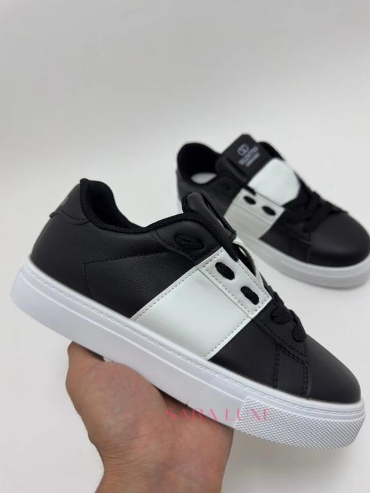 Кроссовки в стиле VALENTINO GARAVANI