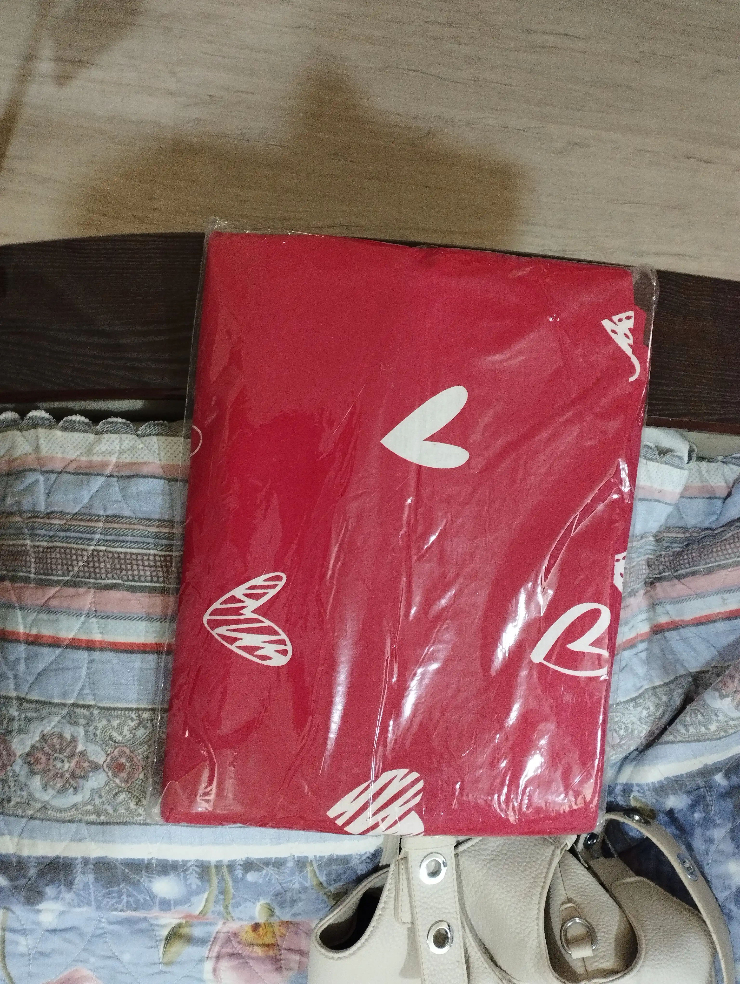 Bir kishilik va ikki kishilik choyshab to‘plami, 100% paxta, poplin, rangini yo‘qotmaydi