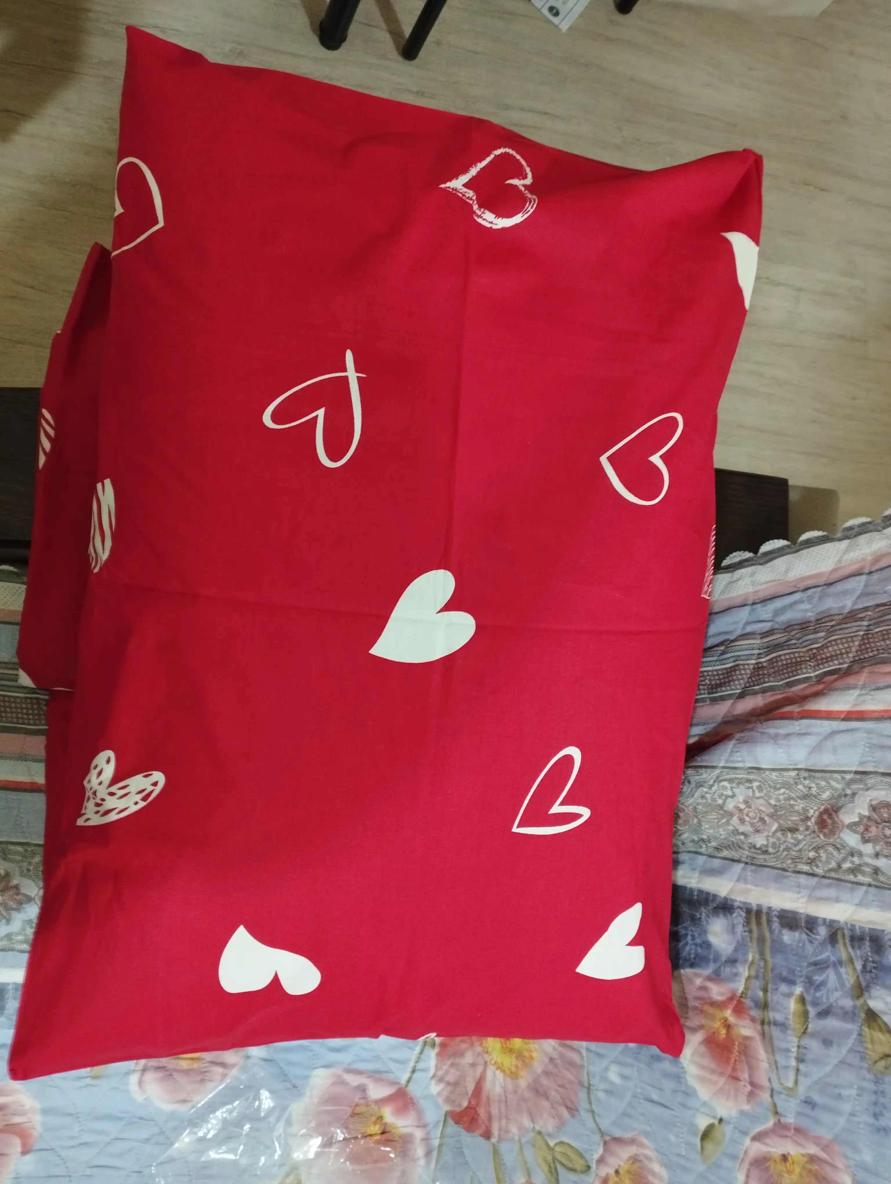 Bir kishilik va ikki kishilik choyshab to‘plami, 100% paxta, poplin, rangini yo‘qotmaydi