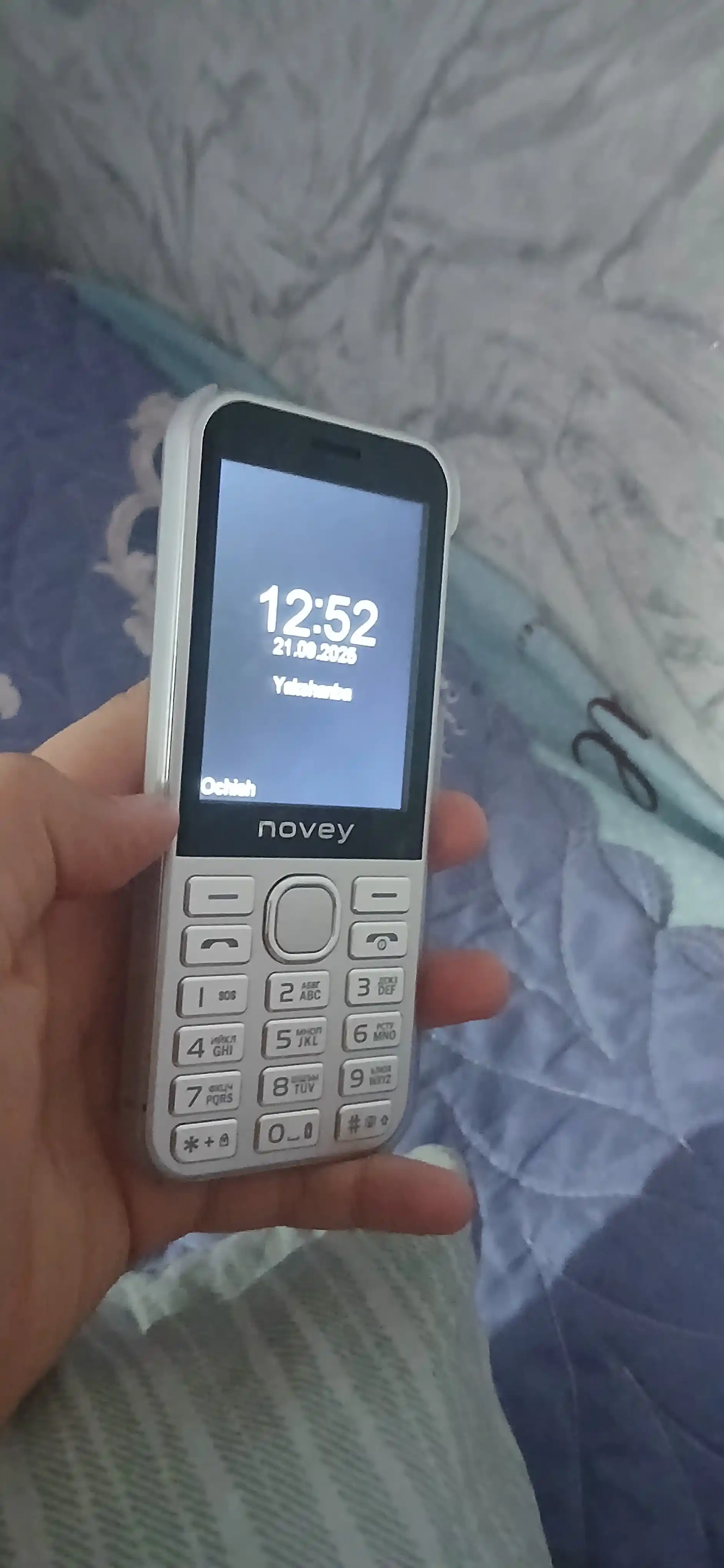 Novey S10 mobil telefon, knopkali, 2 SIM, kamera, metall korpus