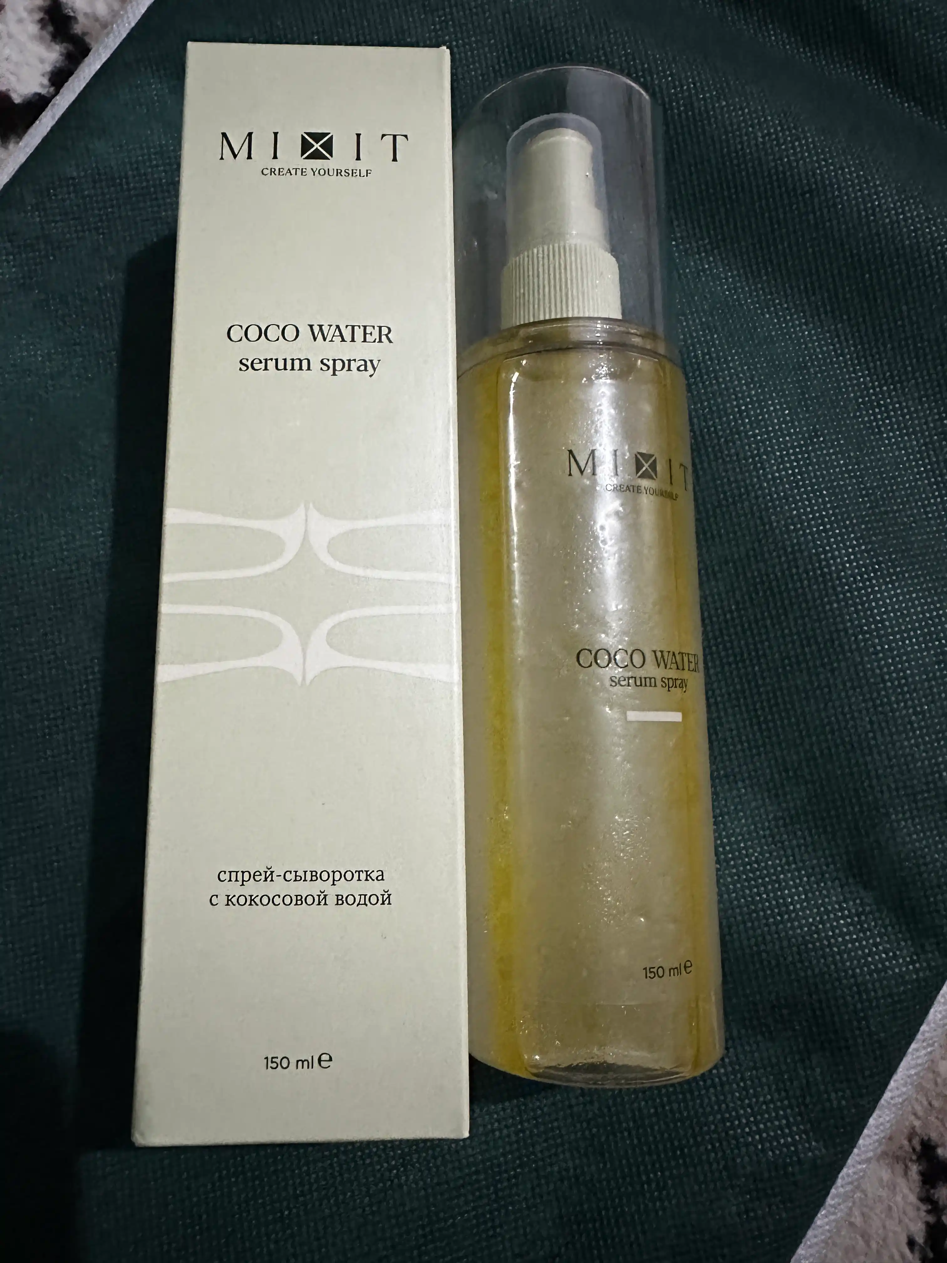 MIXIT Coco Water yuz uchun seramid va kokos suvli namlantiruvchi serum-sprey, 150 ml