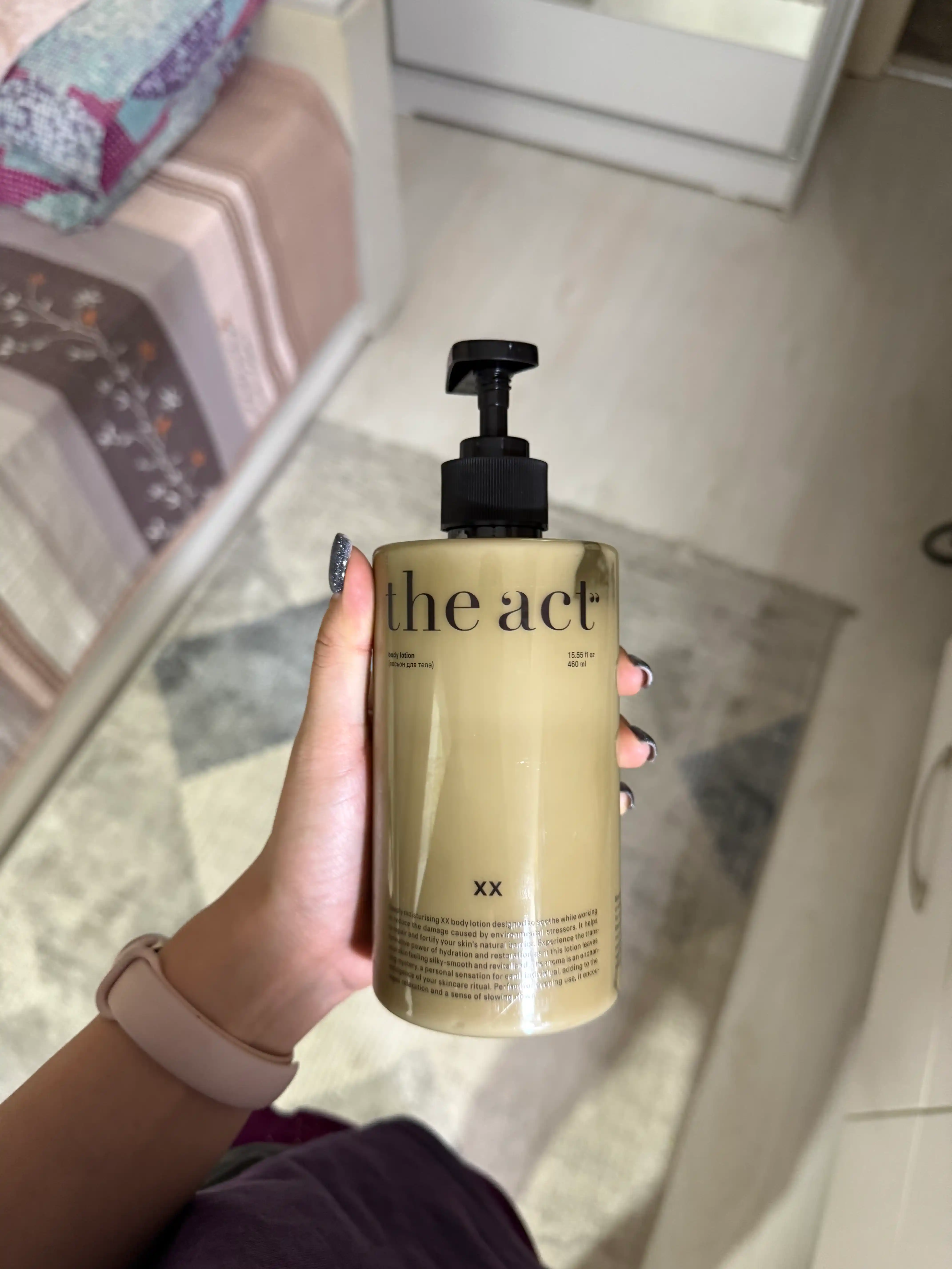 Лосьон молочко для тела The Act, увлажняющее, парфюмированное, подарочный набор