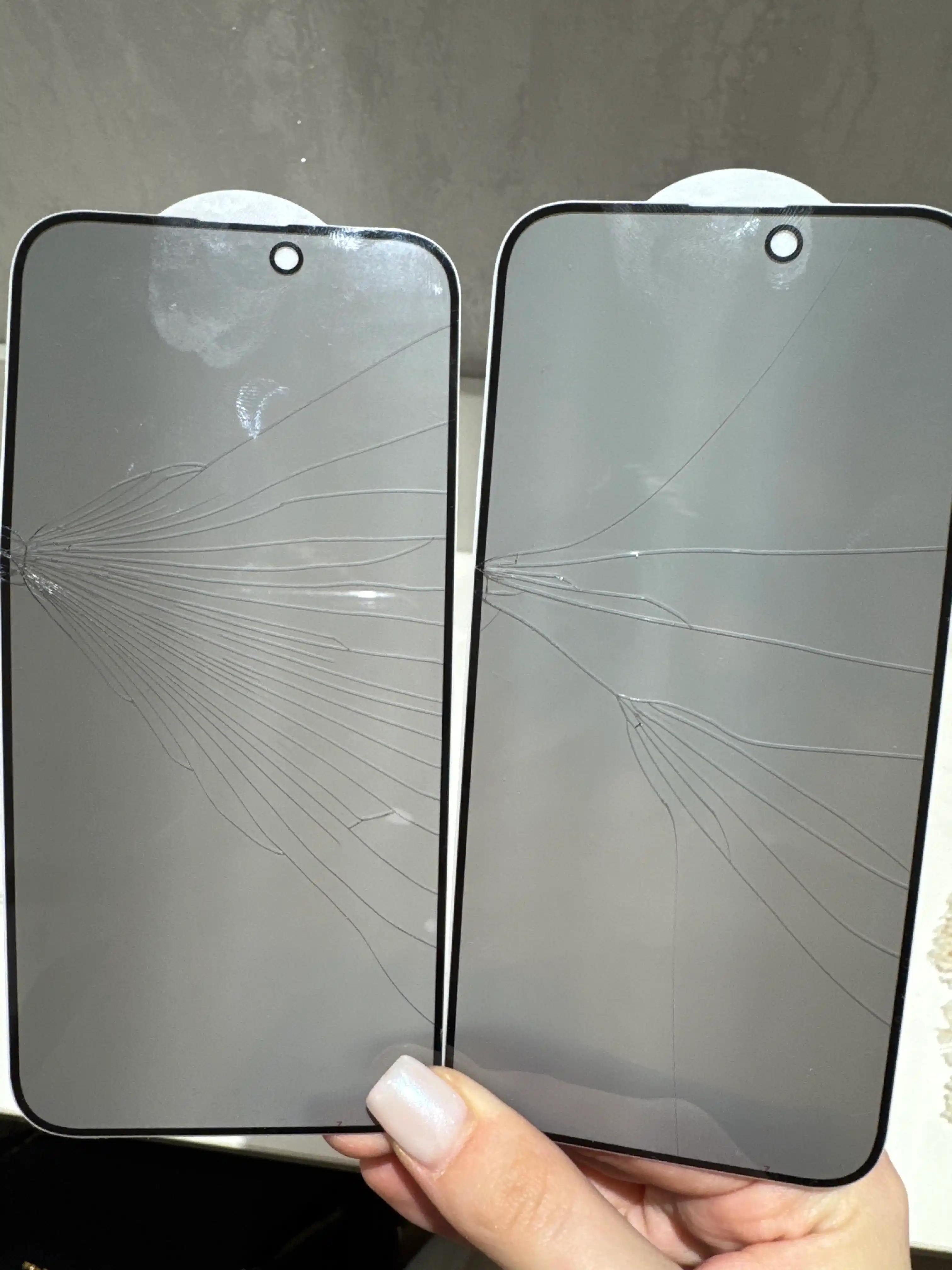 Защитное стекло для экрана iPhone 16 PRO MAX, 16 PRO, 15 PRO MAX, 15 PRO 14/13