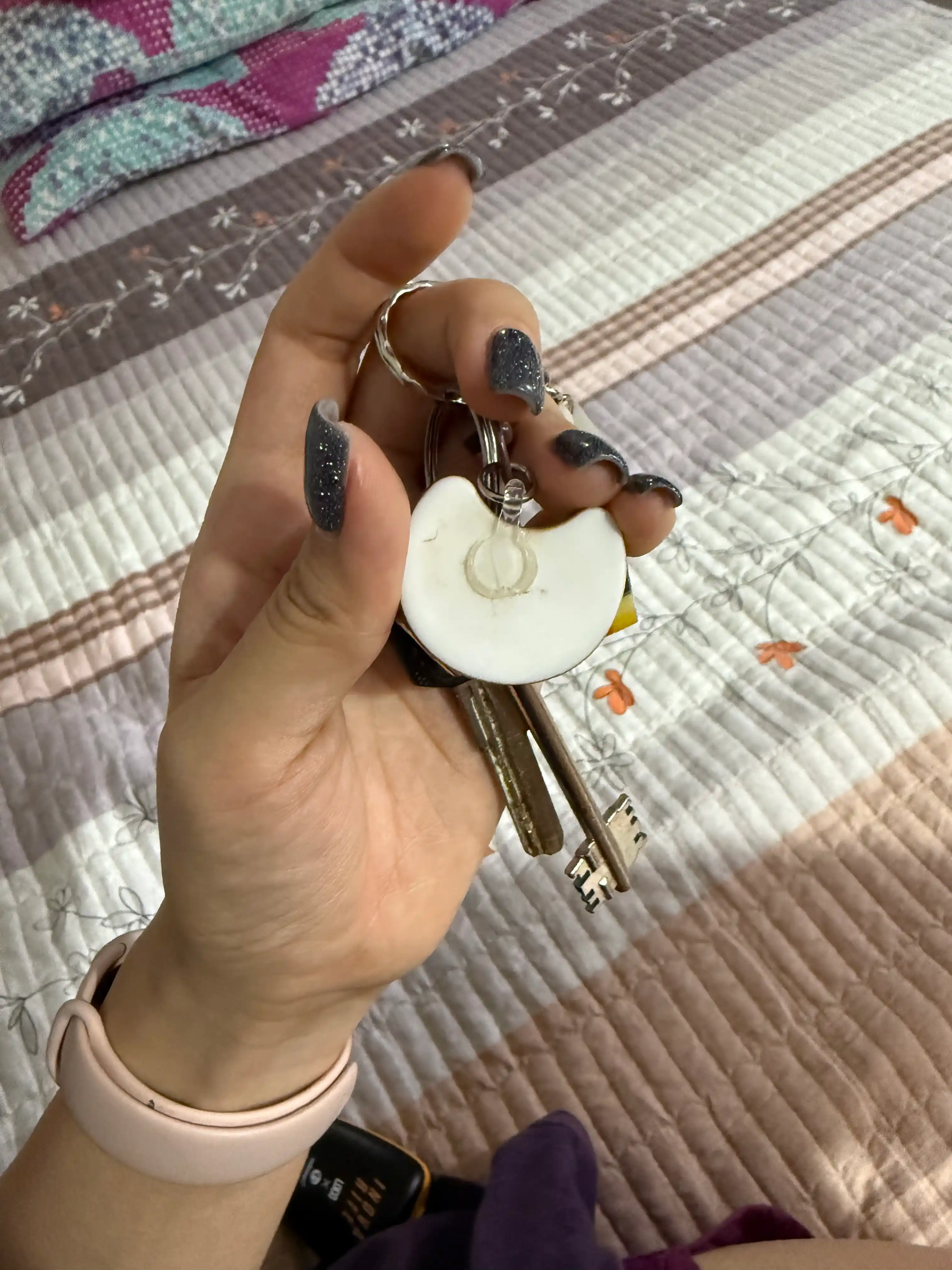 Парные брелоки в виде рыбки и котика