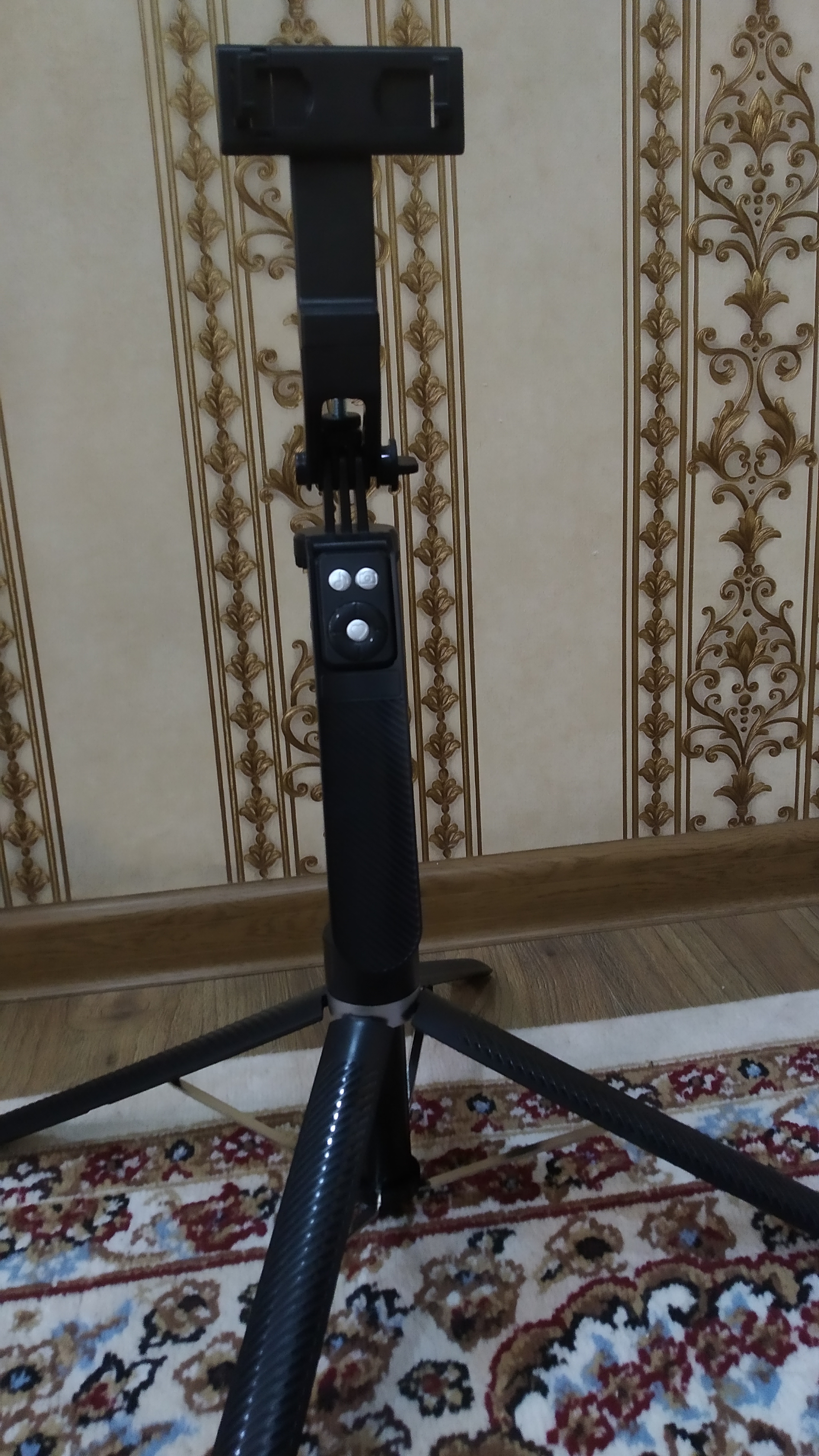 Штатив монопод 3в1 с Bluetooth для телефона и камеры, тренога до 180 см, складной