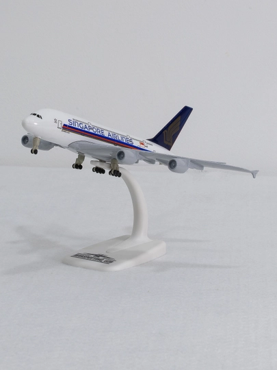 Airbus A380 samolyoti modeli, Singapore Airlines 20 sm, Shassi, Metall+plastik - 