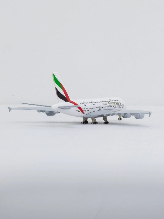 Модель самолёта Airbus A380, Emirates, 20 см, Шасси, Металл+пластик