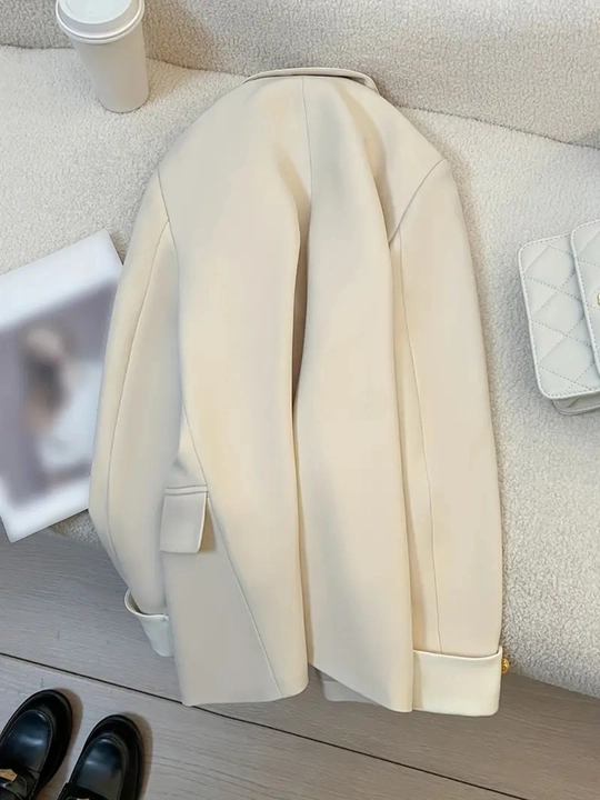 Ayollar klassik pidjagi - ishbilarmonlik va kundalik ko‘rinish uchun zamonaviy ofis blazer