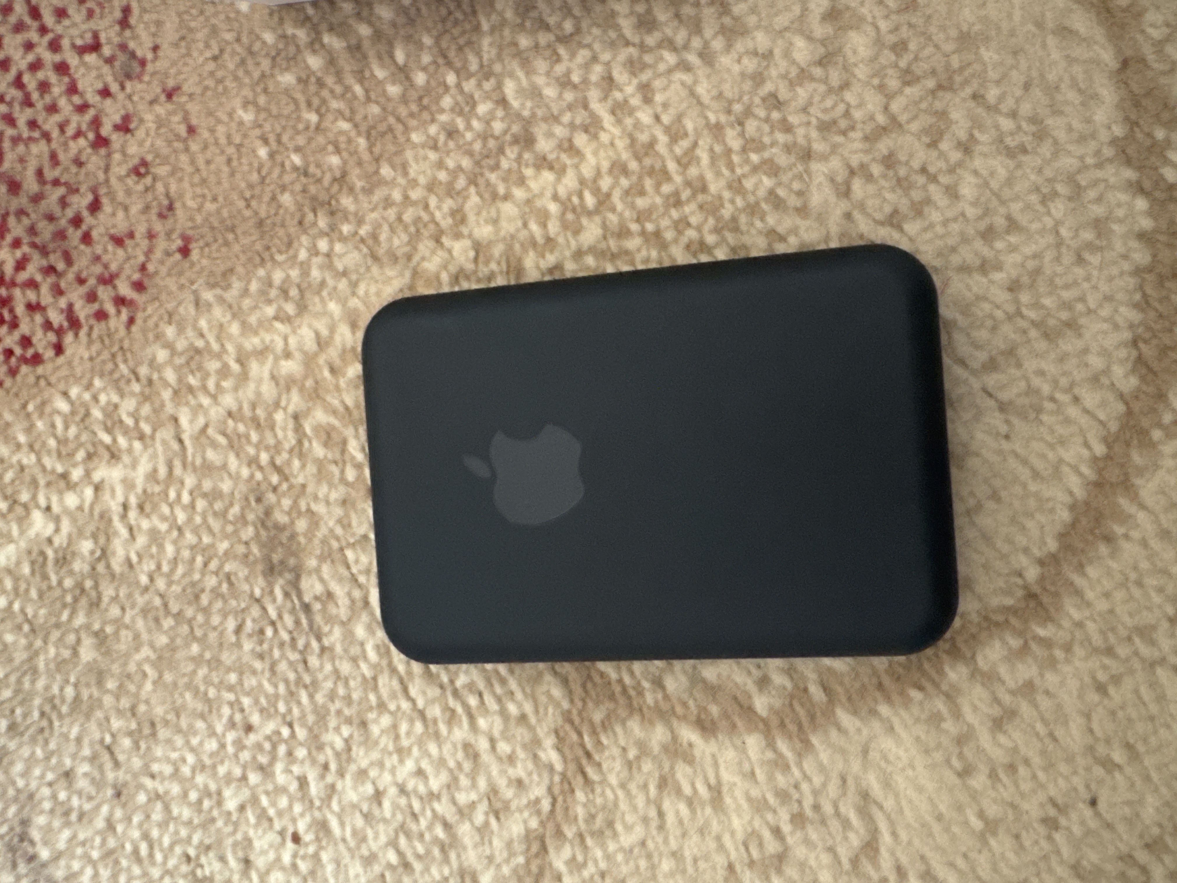 Simsiz tashqi akkumulyator MagSafe Power Bank, iPhone va Android uchun