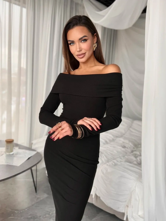 Платье женское, с открытыми плечами, миди - EllyFashion