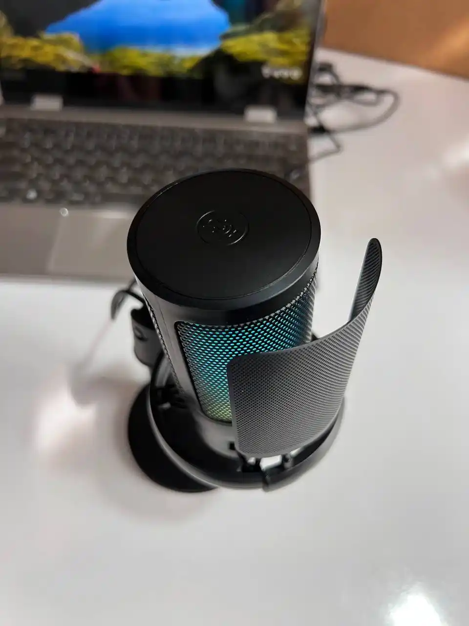 O'yin uchun kondensatorli RGB mikrofon ME6S, pop-filtr va stend bilan